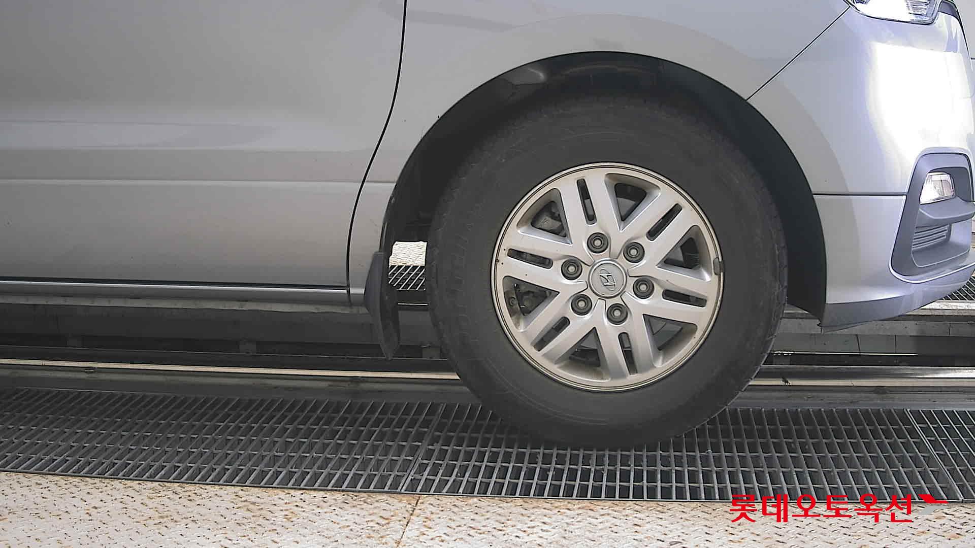 2021 - hyundai grand starex