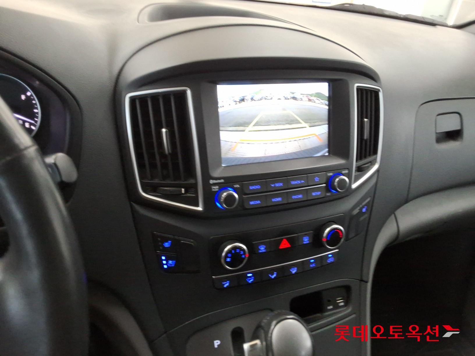 2021 - hyundai grand starex