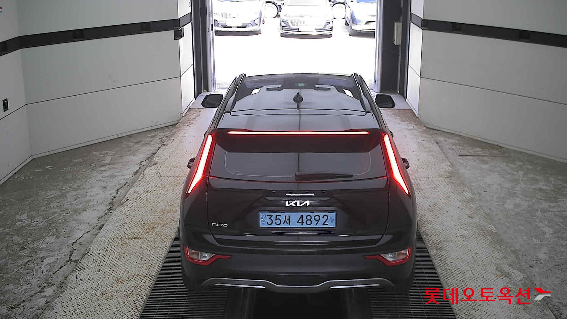 كيا Niro 2024 — صورة 11