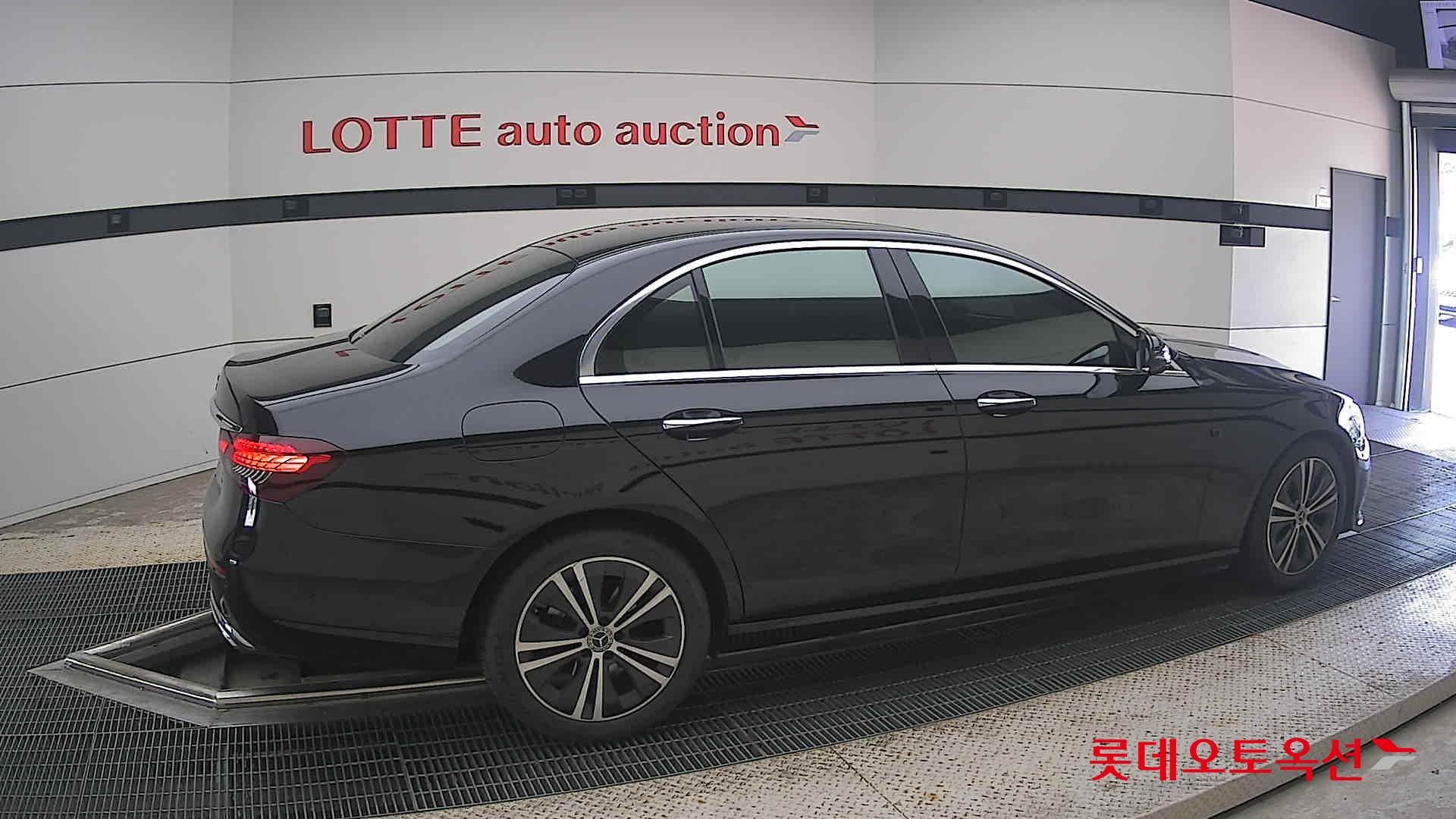 مرسيدس بنز E250 2021