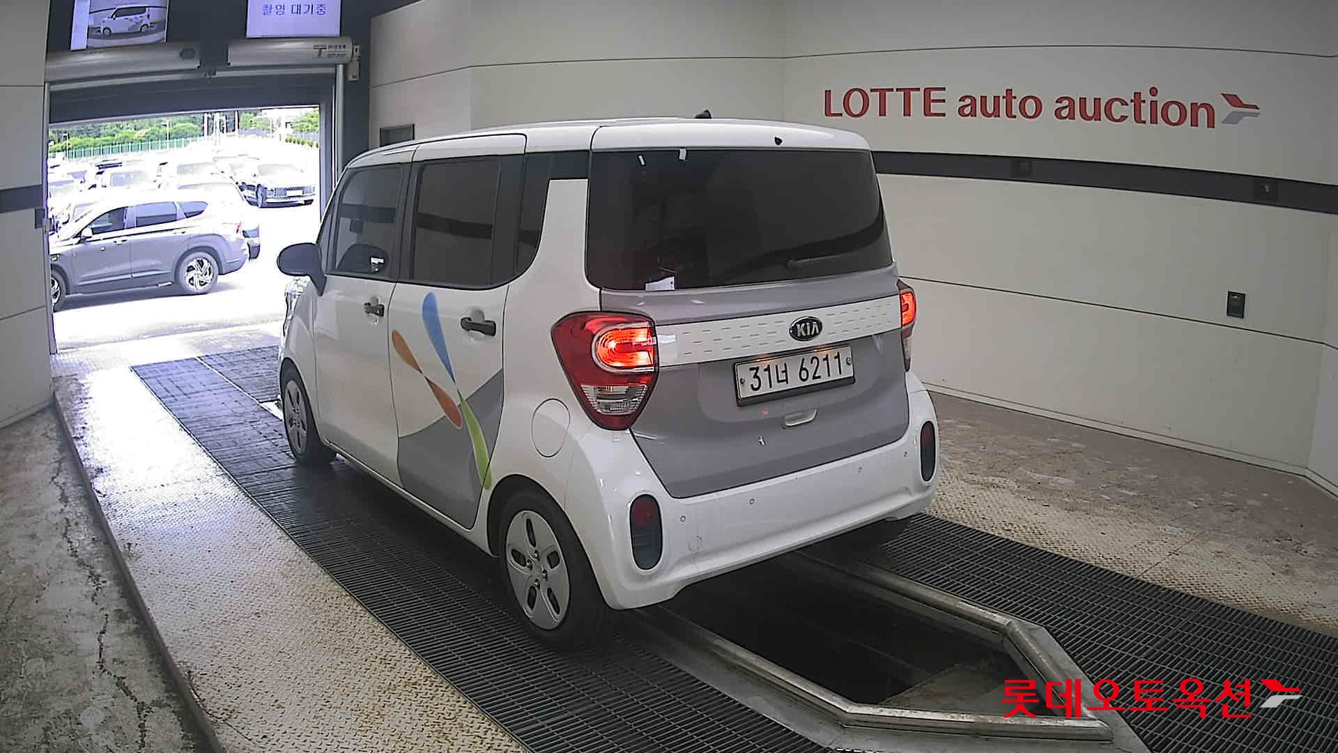 2019 - kia ray