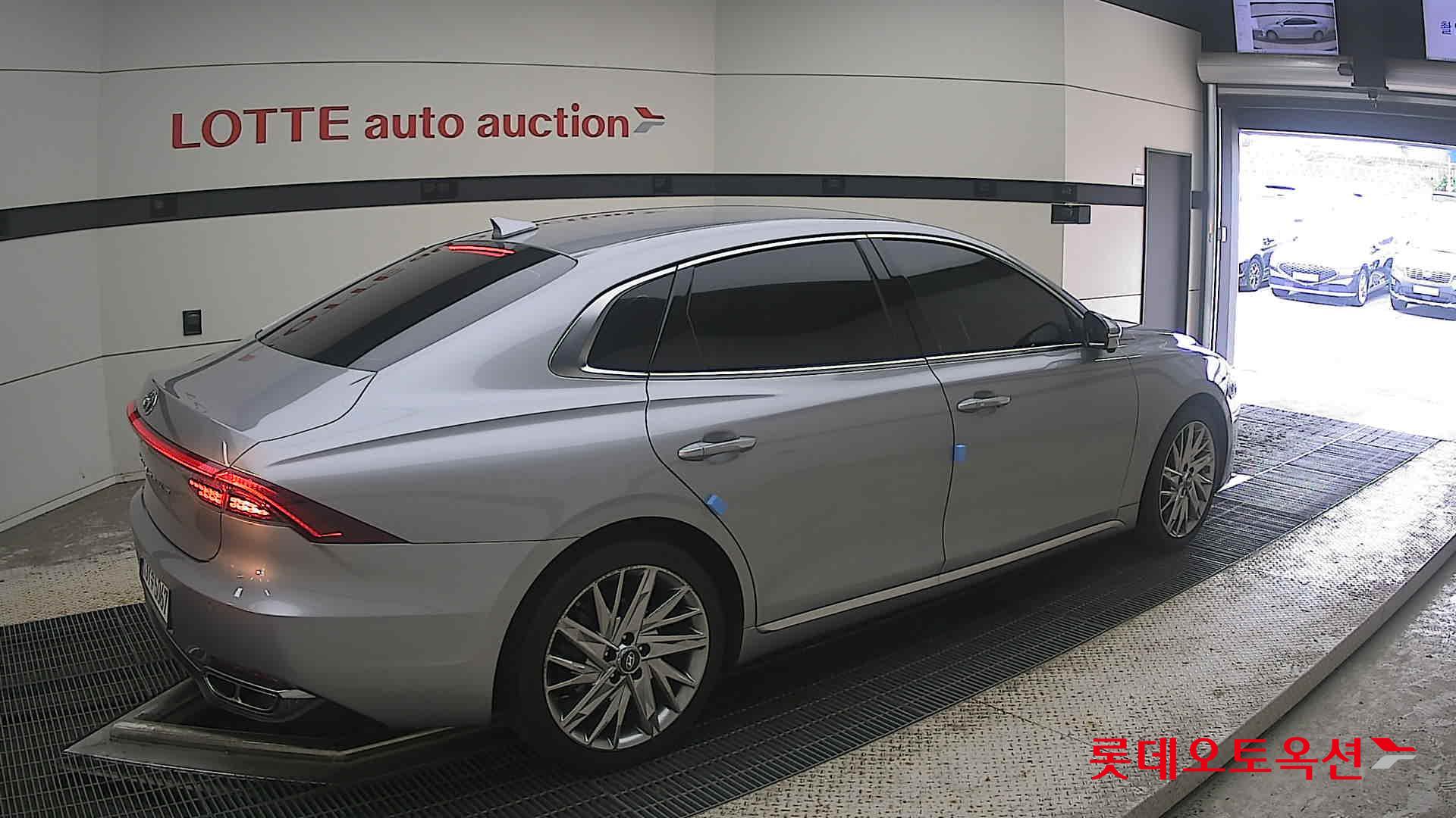 2020 - hyundai grandeur