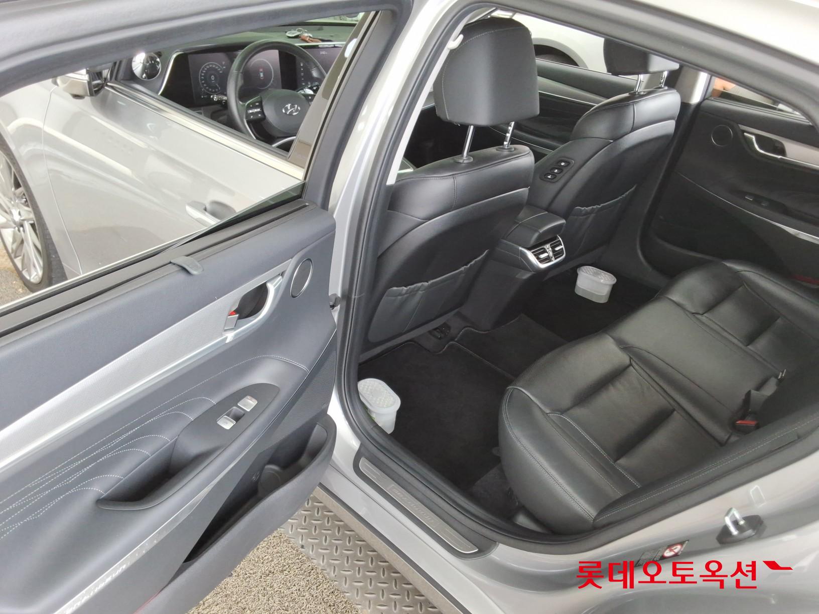 2020 - hyundai grandeur