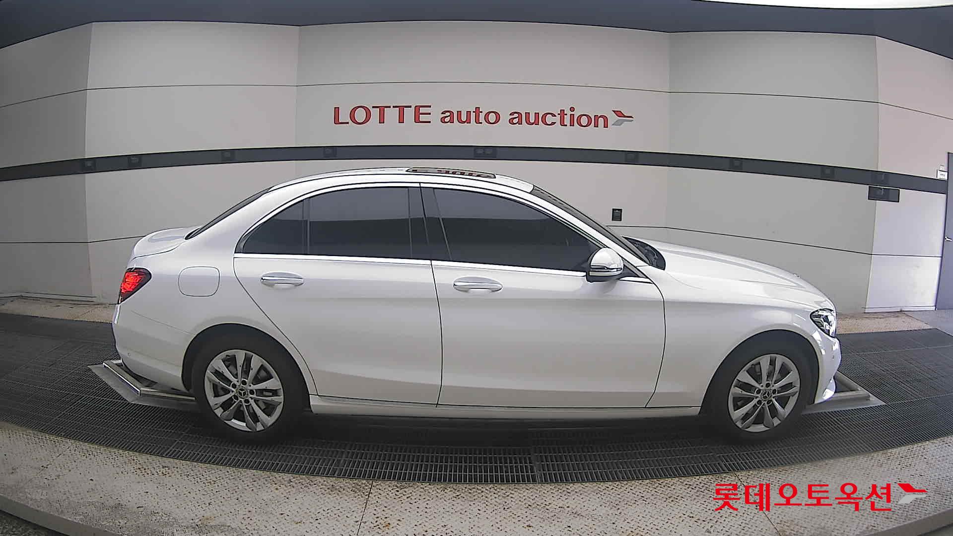 2020 - mercedes-benz c200