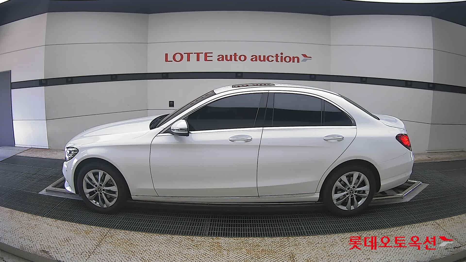 2020 - mercedes-benz c200