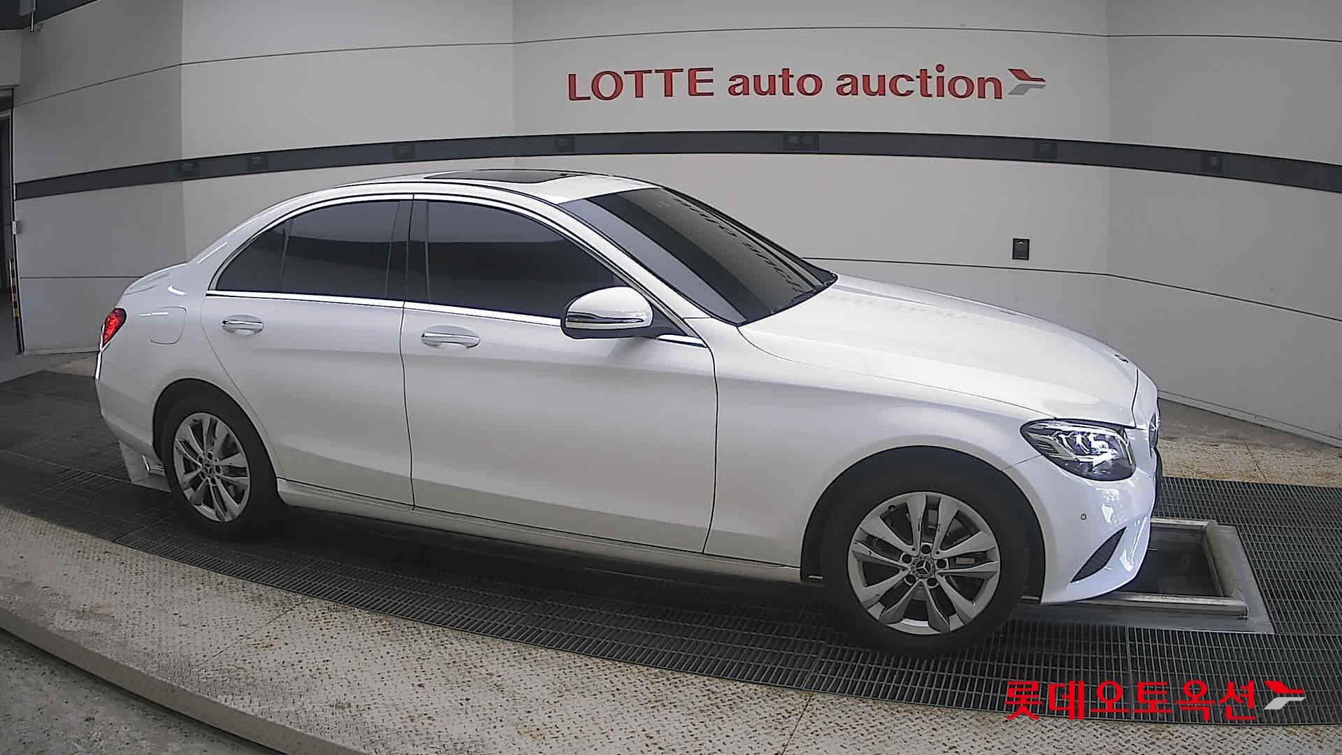 2020 - mercedes-benz c200