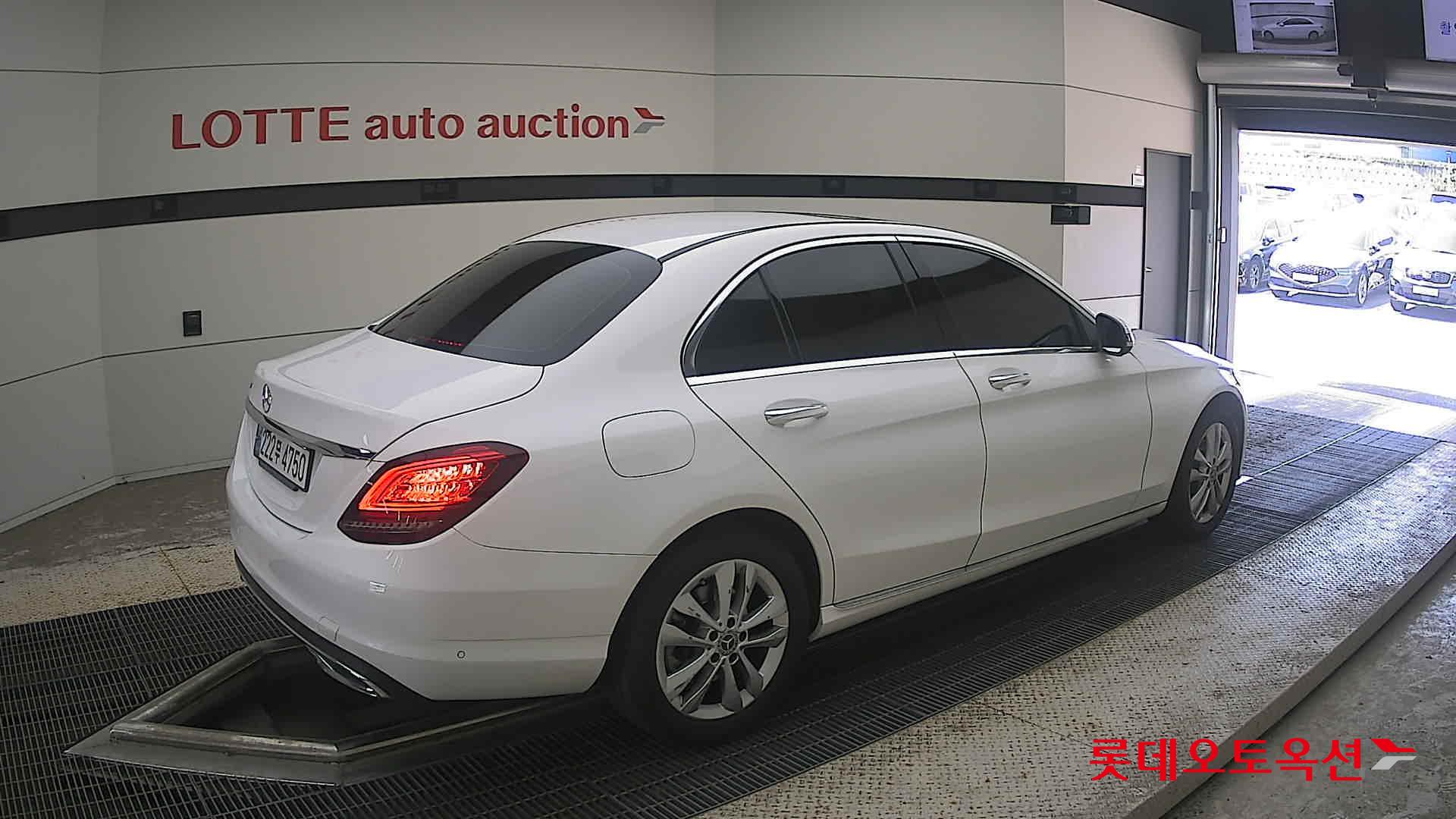 2020 - mercedes-benz c200