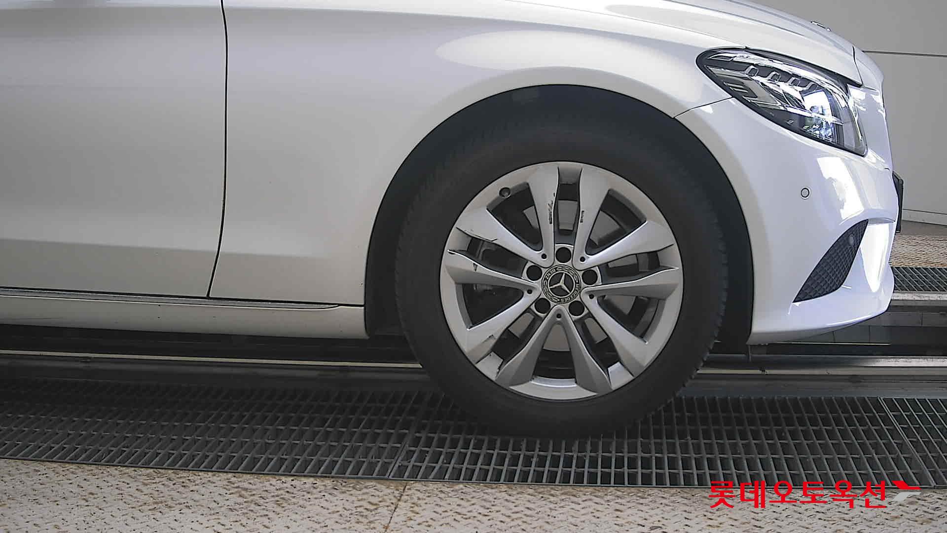 2020 - mercedes-benz c200