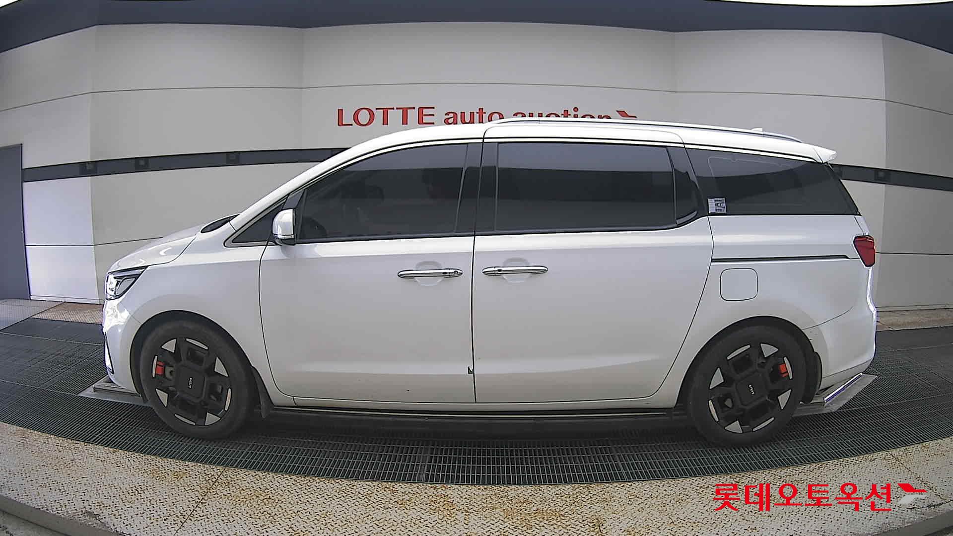 2019 - kia carnival