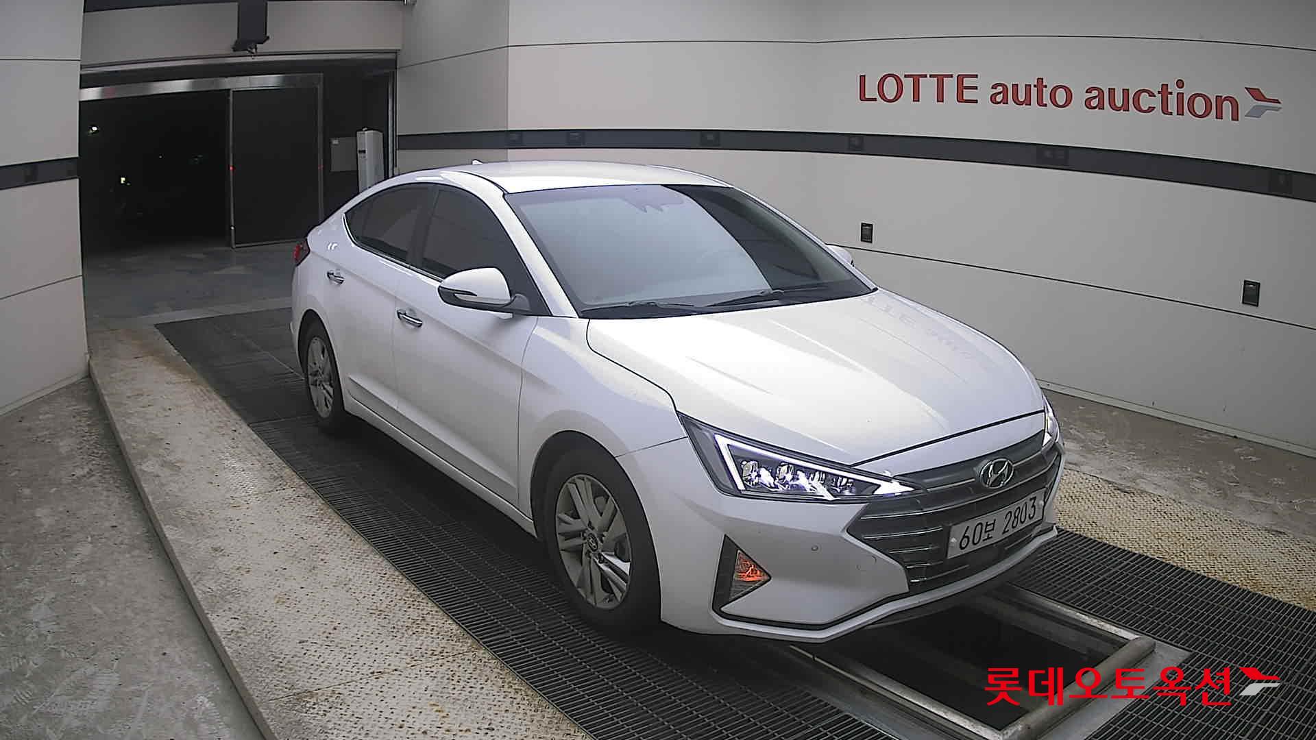 2019 - hyundai avante
