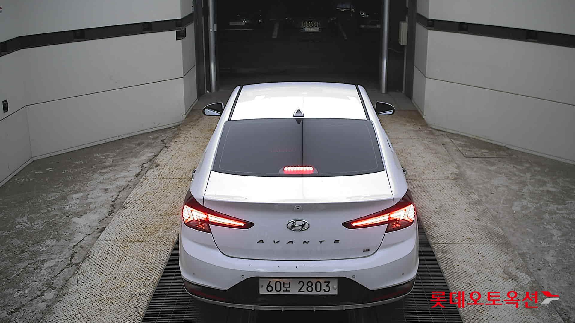 2019 - hyundai avante