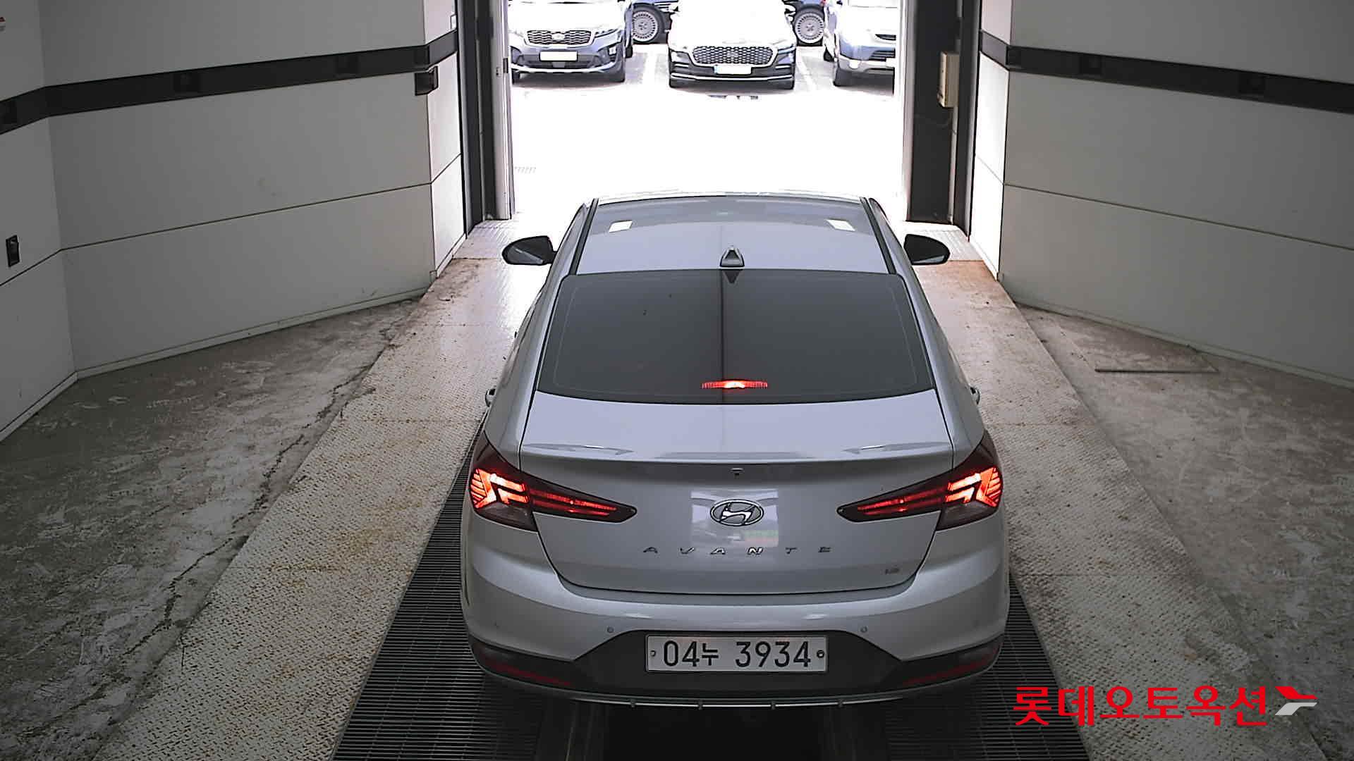 2019 - hyundai avante