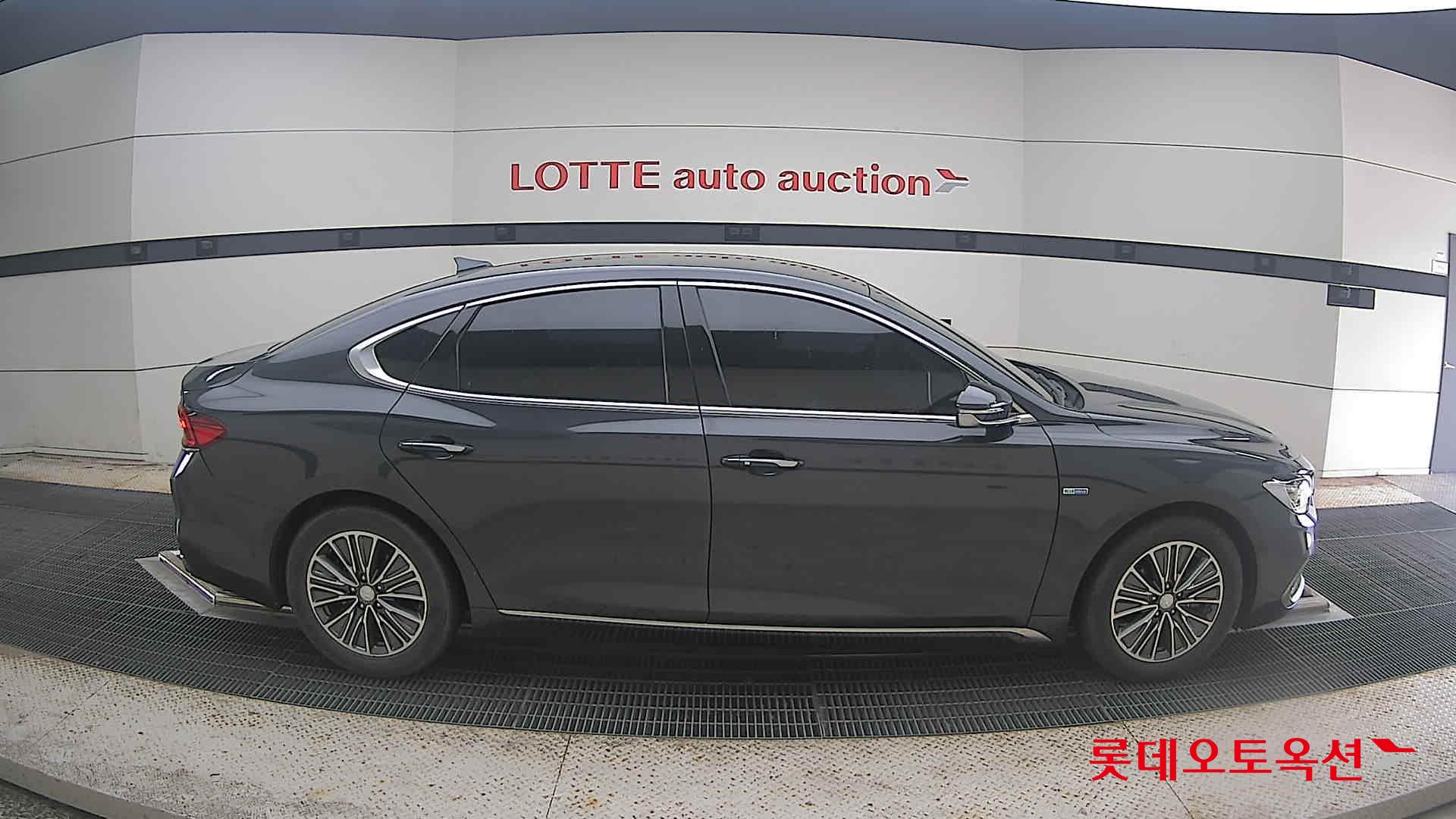 2018 - hyundai grandeur