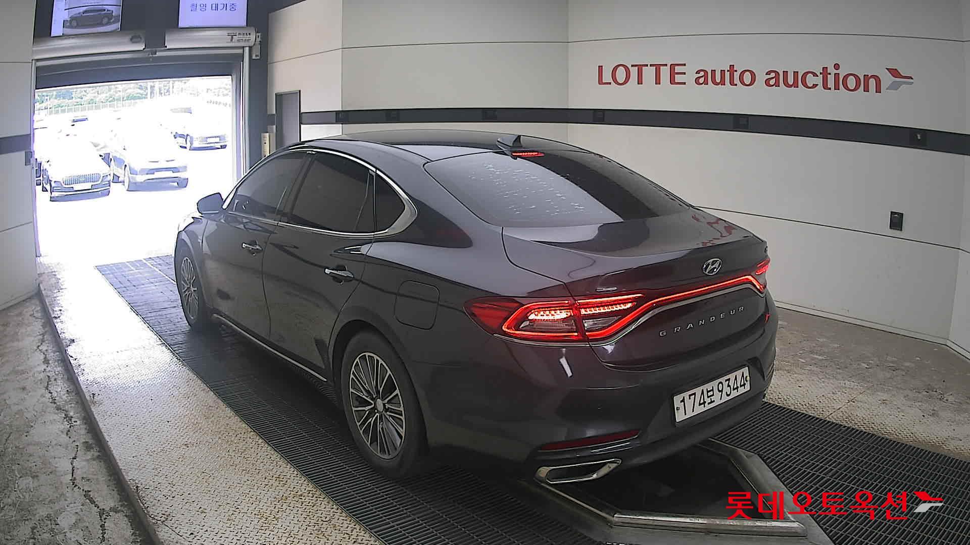 2018 - hyundai grandeur
