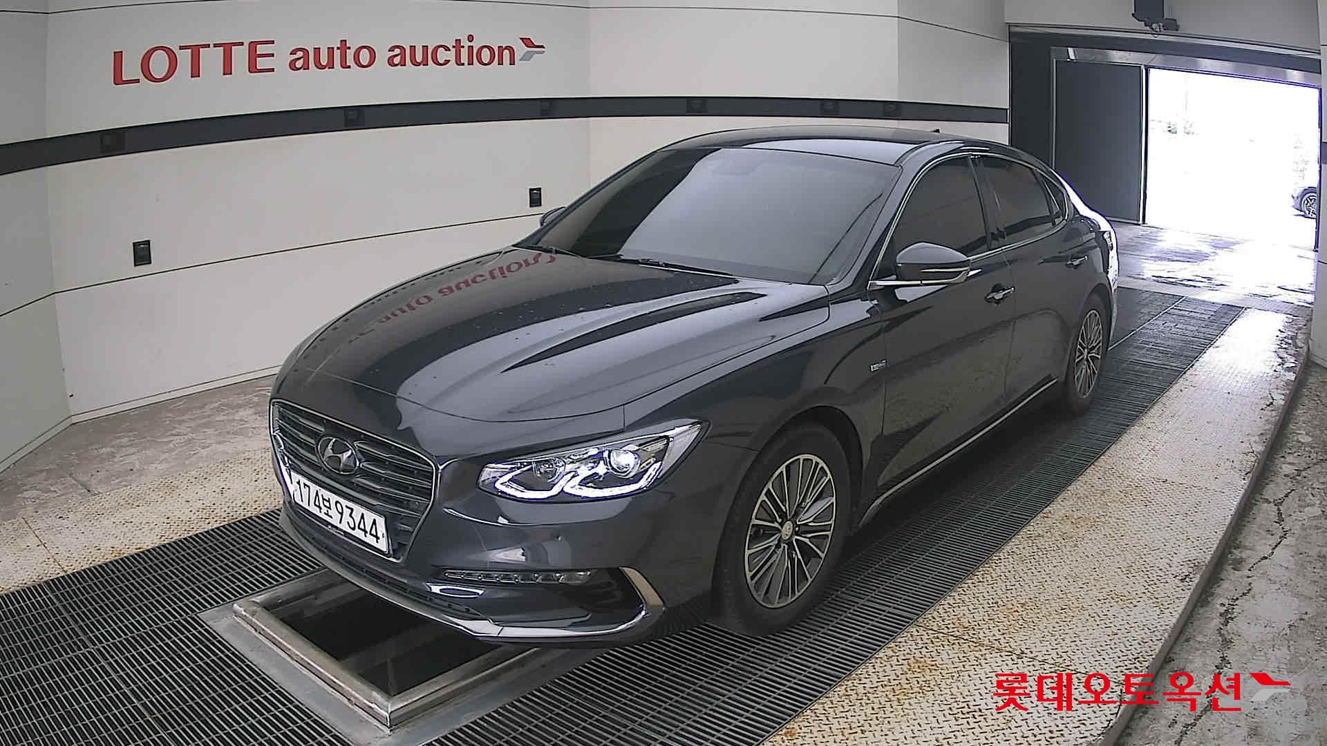 2018 - hyundai grandeur