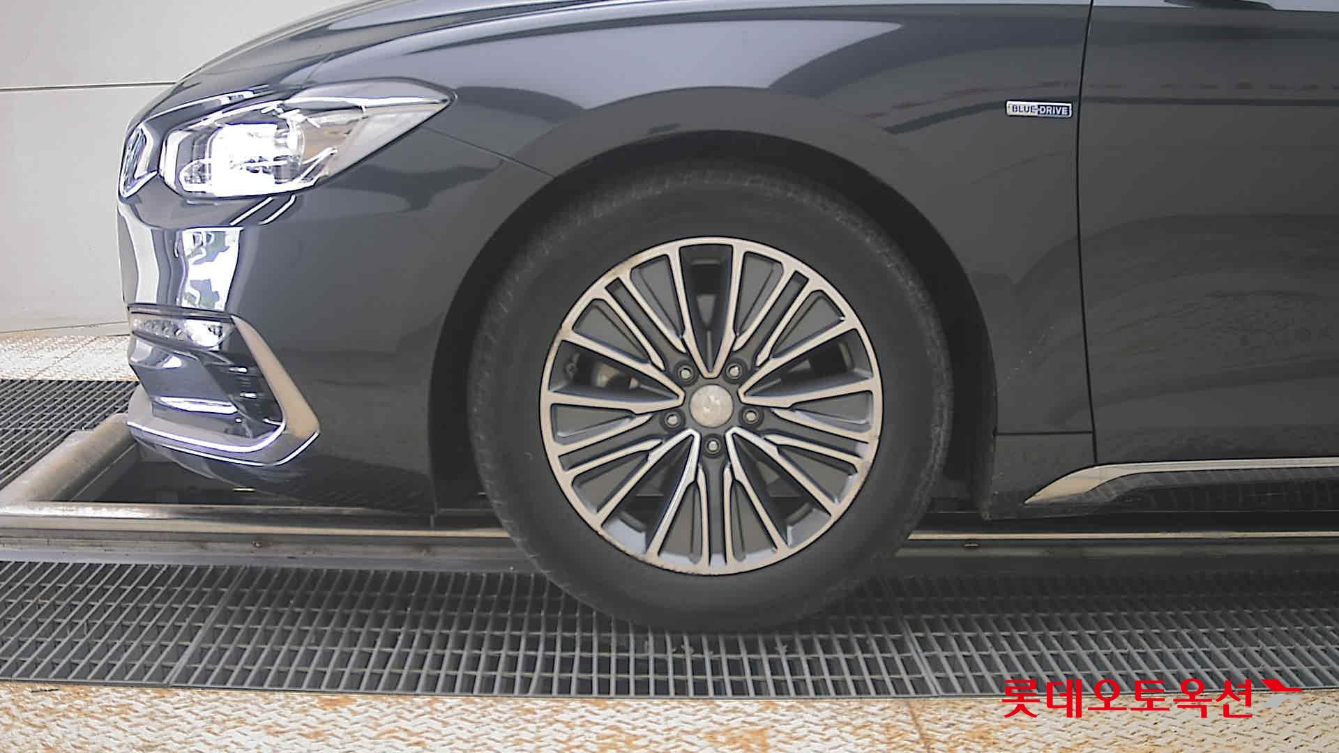 2018 - hyundai grandeur