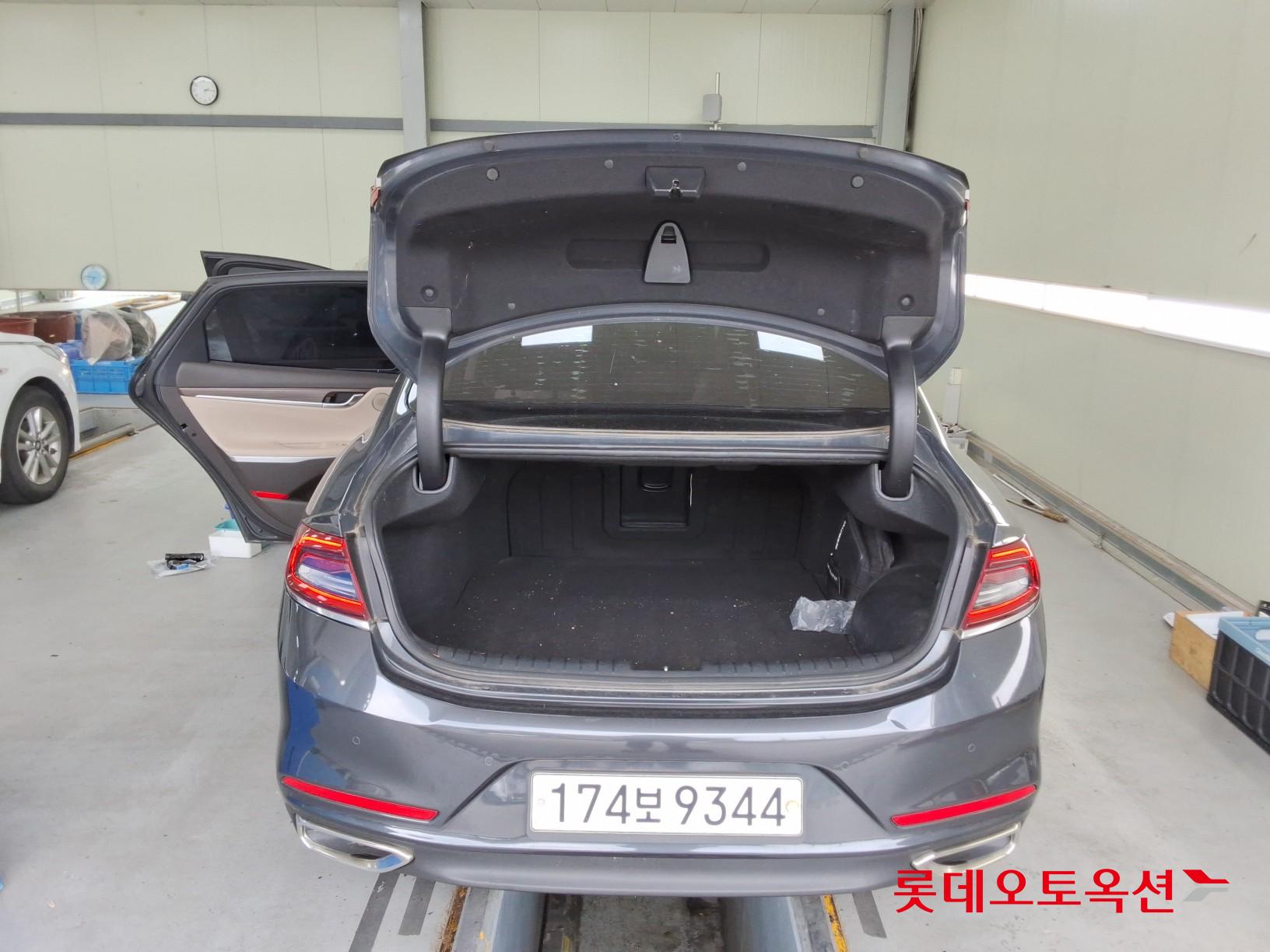 2018 - hyundai grandeur