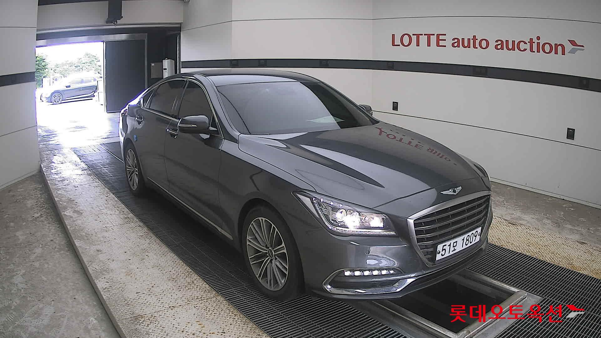 2018 - genesis g80
