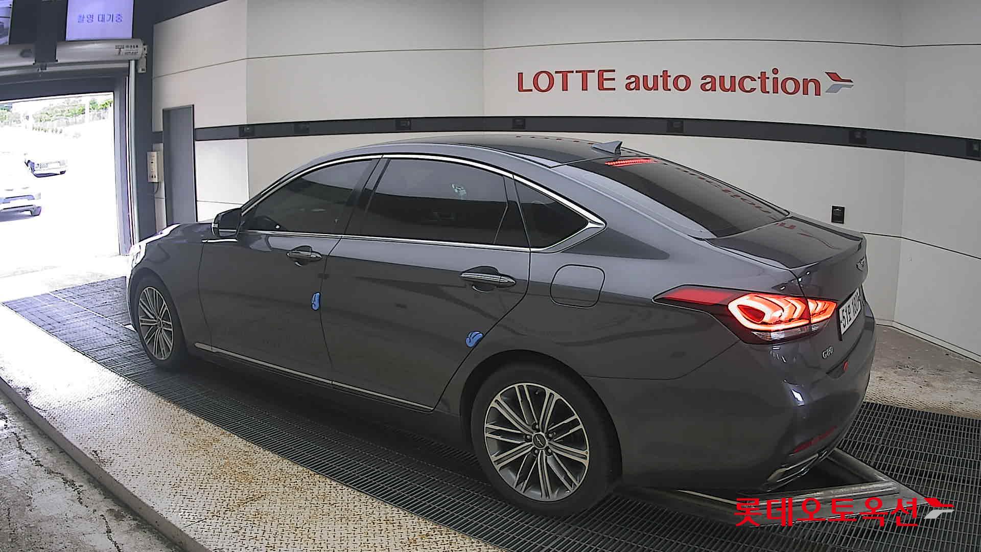 2018 - genesis g80