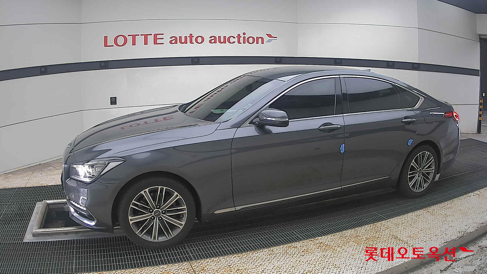 2018 - genesis g80