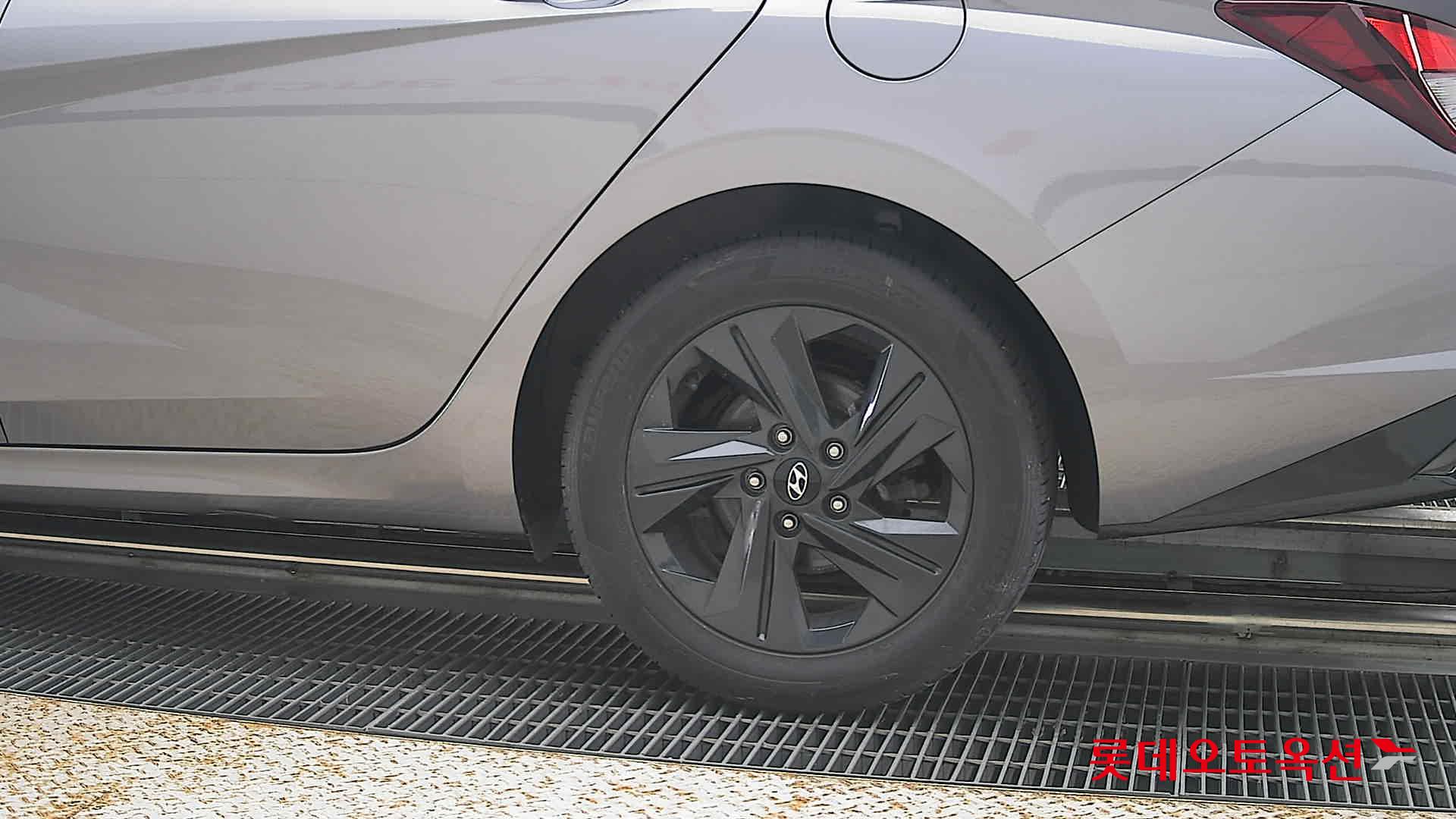 2023 - hyundai avante