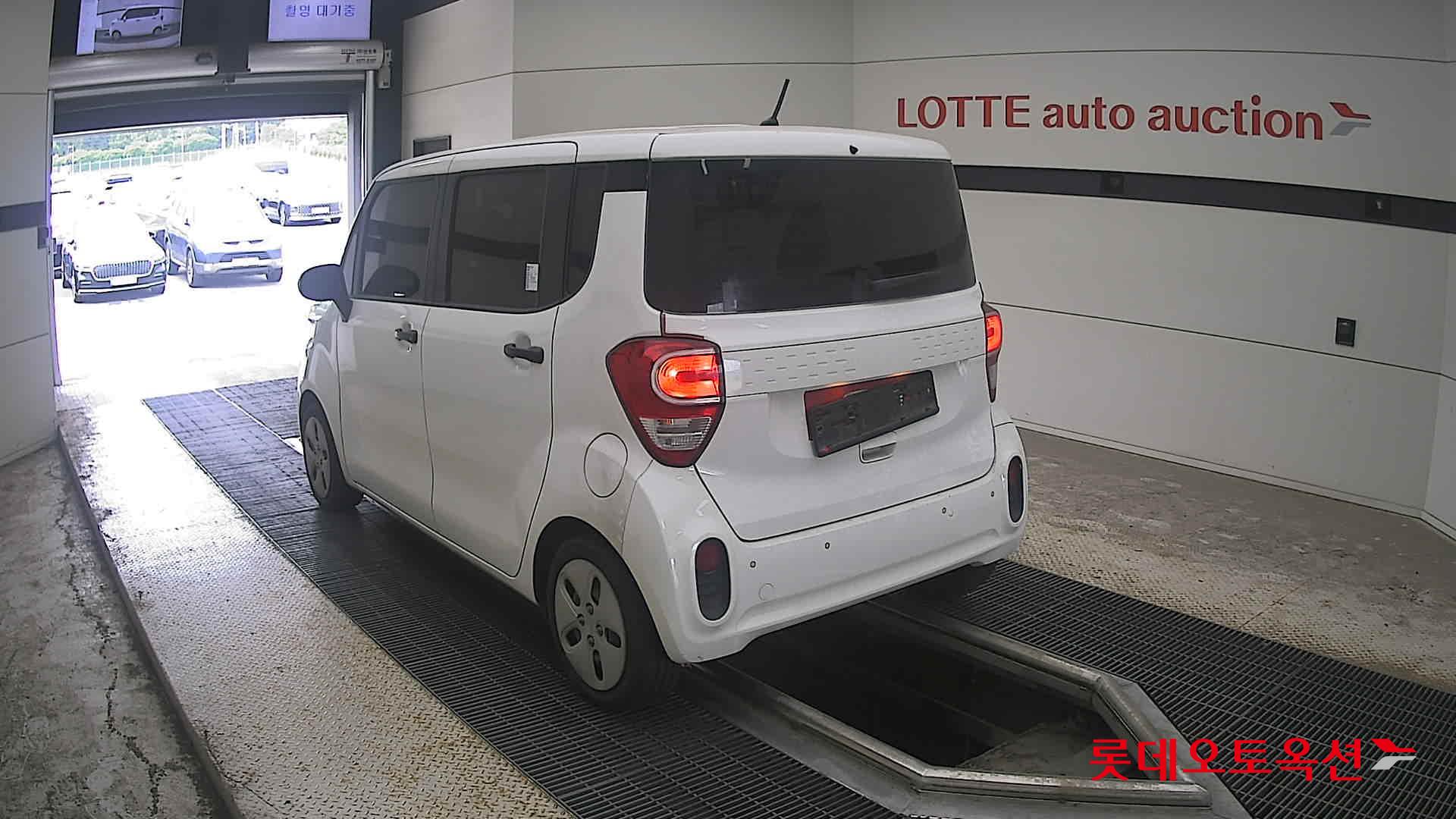 2022 - kia ray