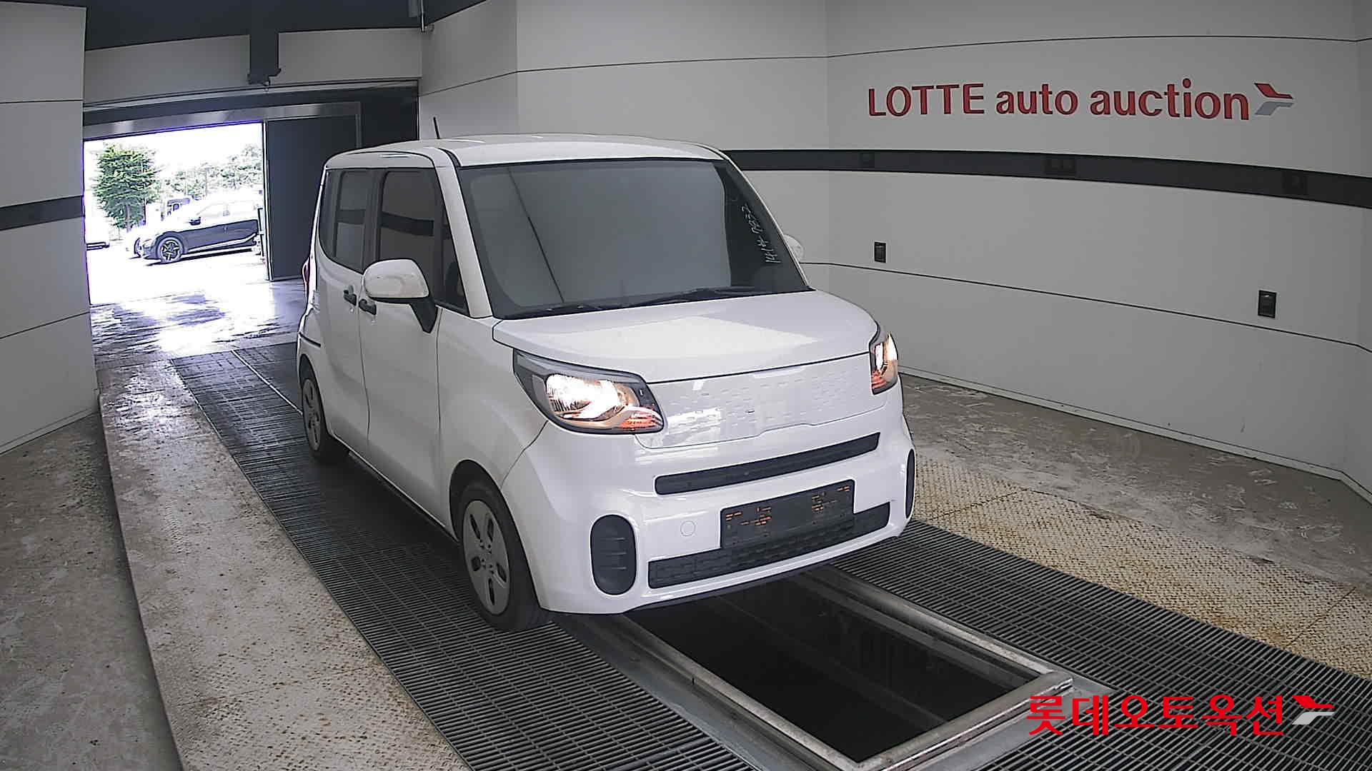 2022 - kia ray
