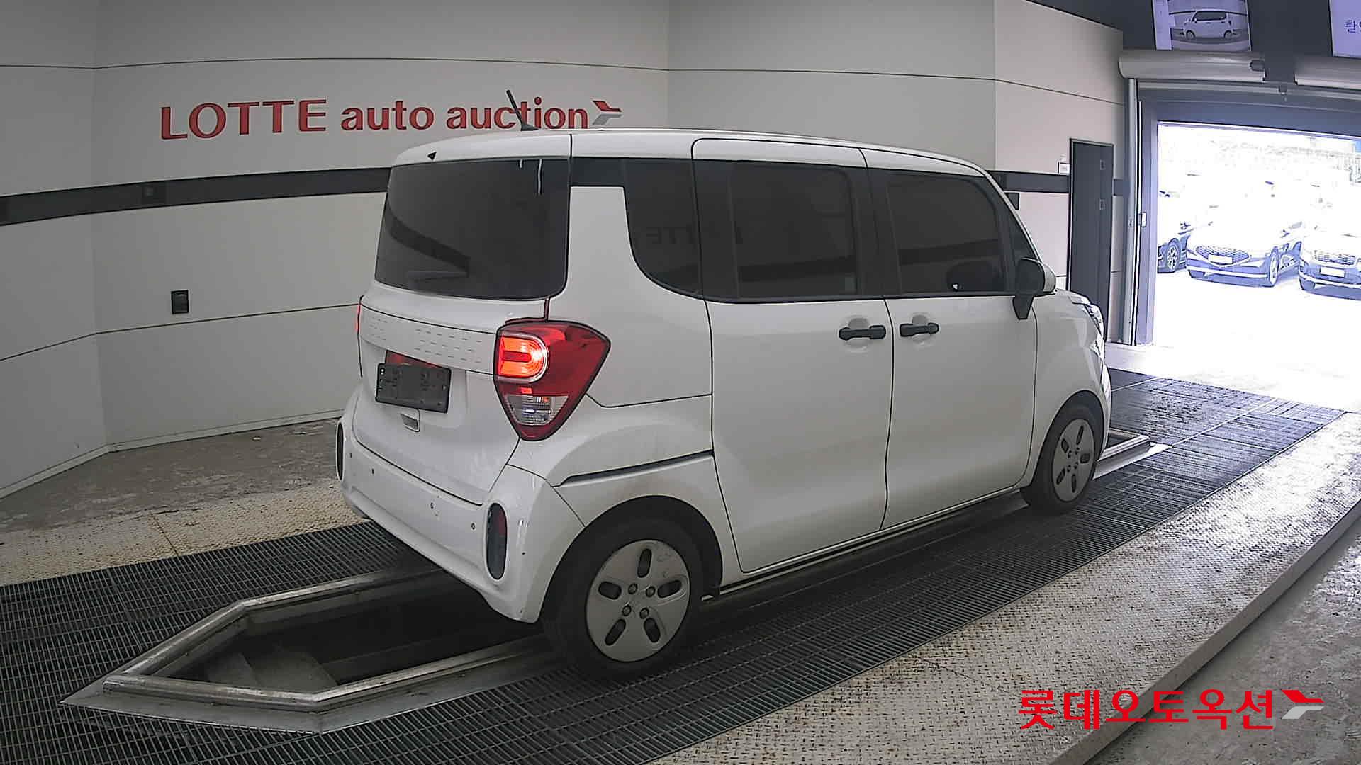 2022 - kia ray