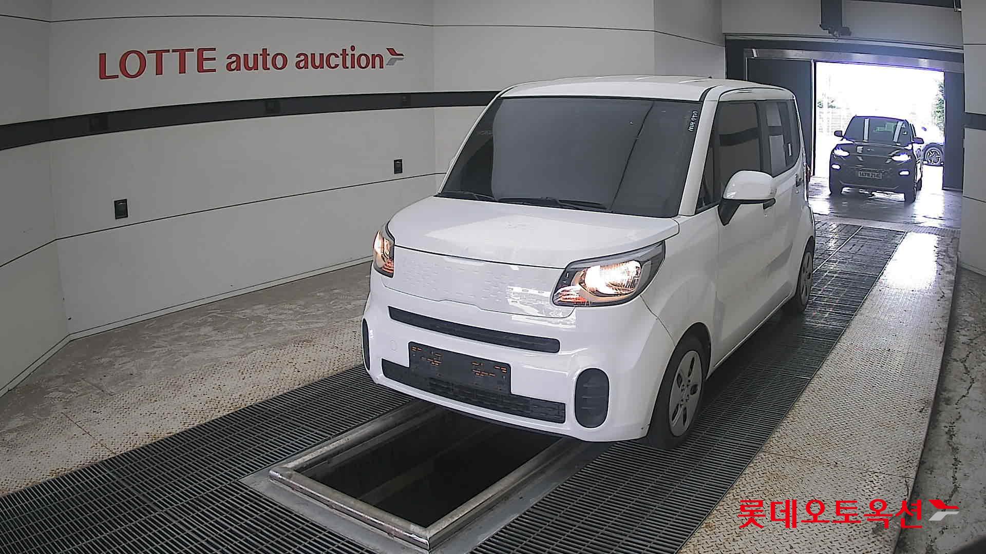 2022 - kia ray