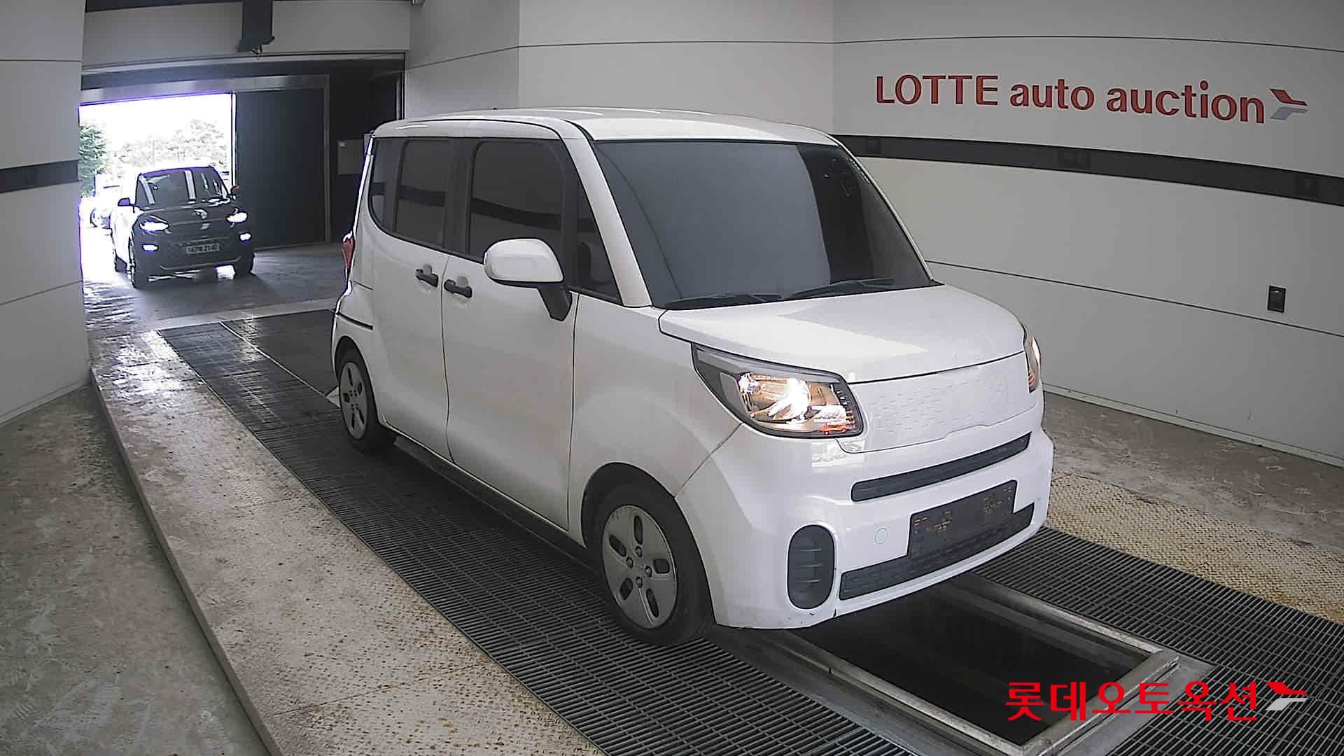 2022 - kia ray
