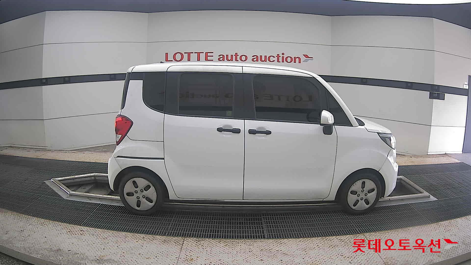 2022 - kia ray