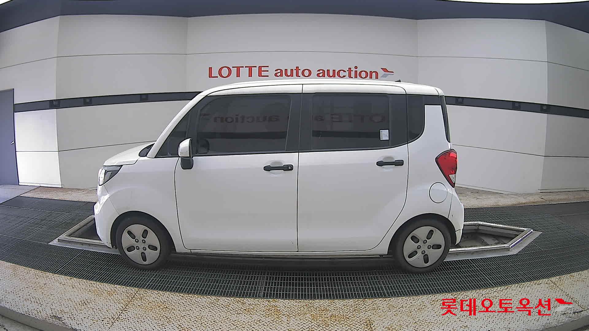 2022 - kia ray