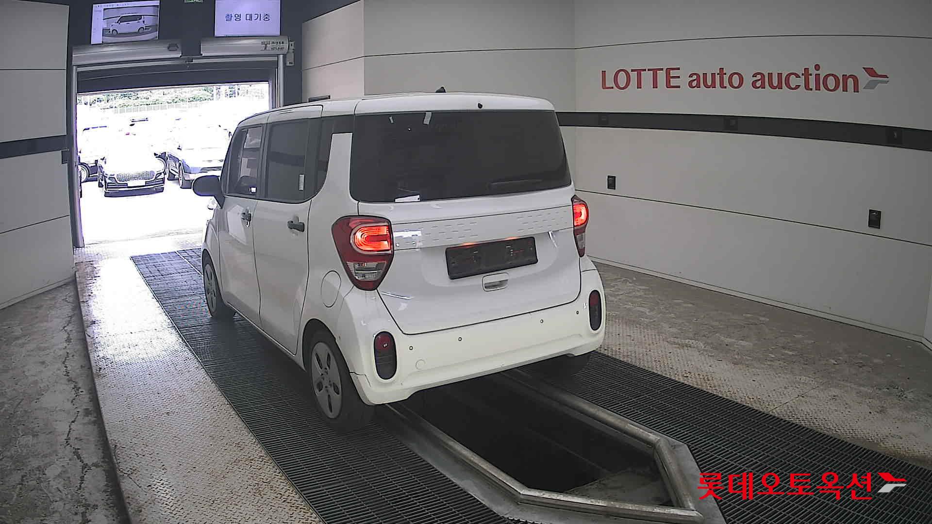 2022 - kia ray