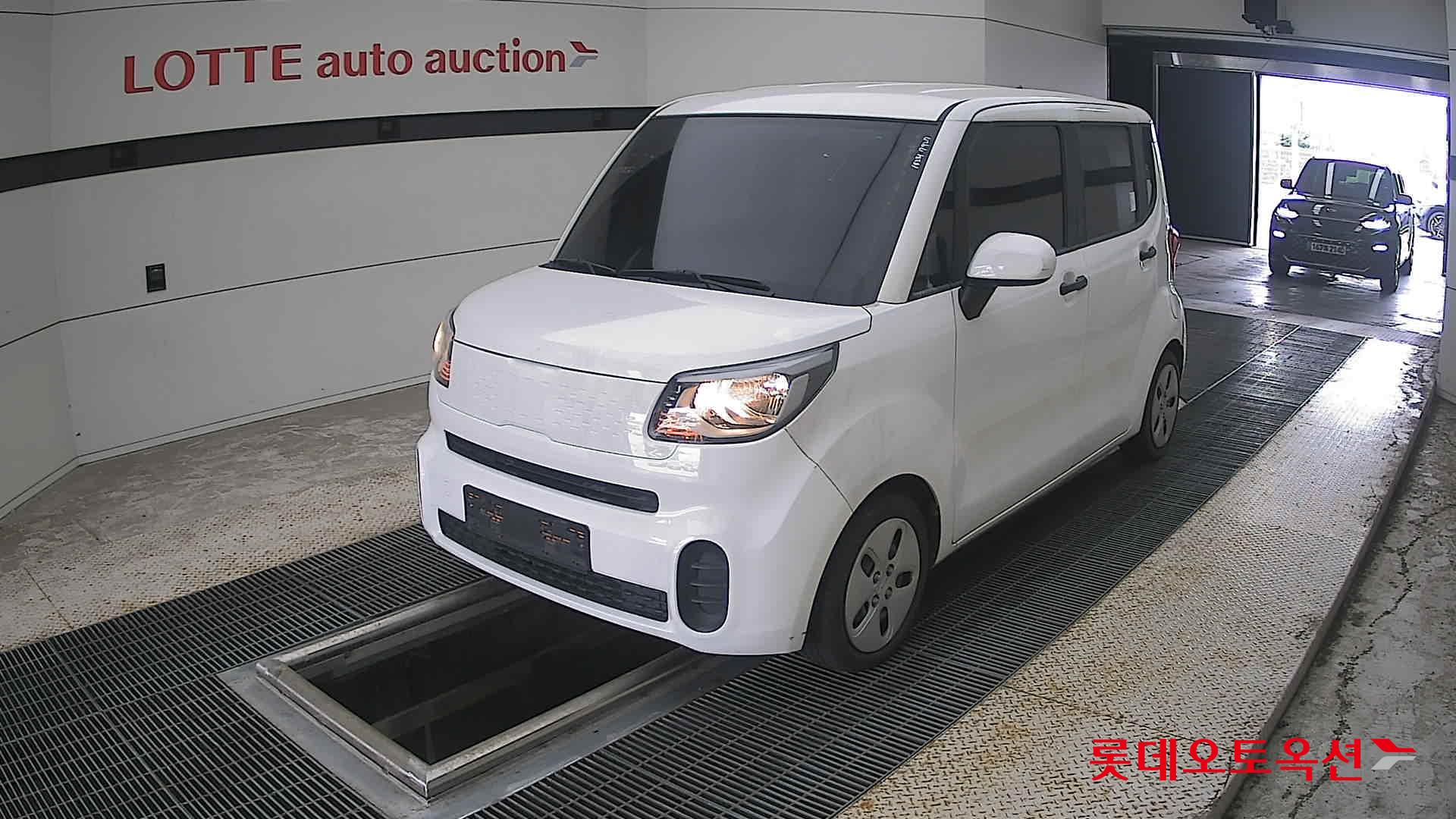 2022 - kia ray