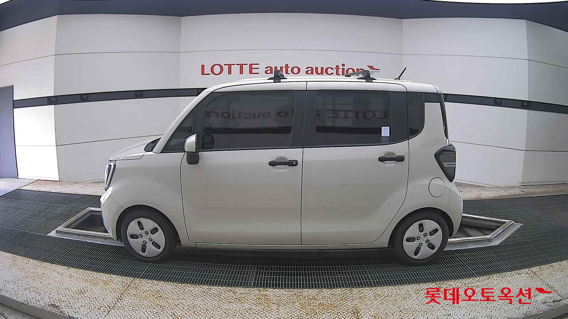 2023 - kia ray