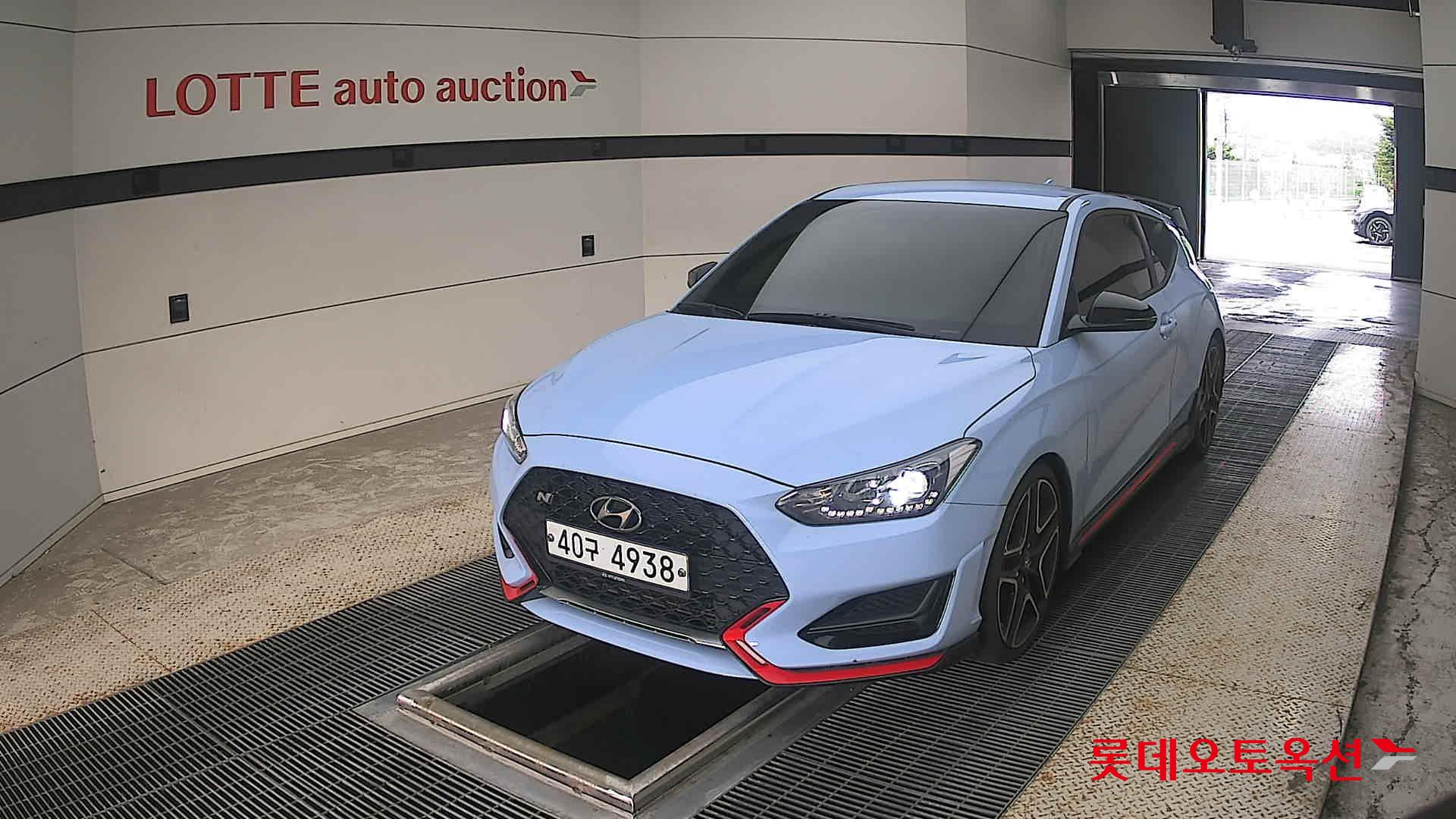 2019 - hyundai veloster