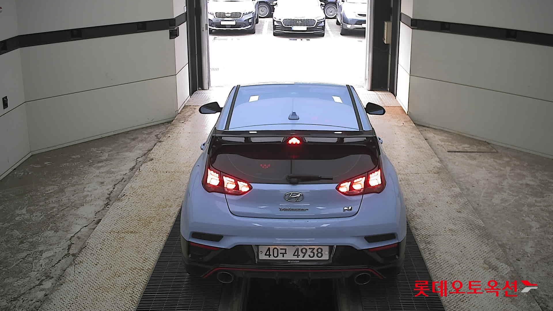 2019 - hyundai veloster