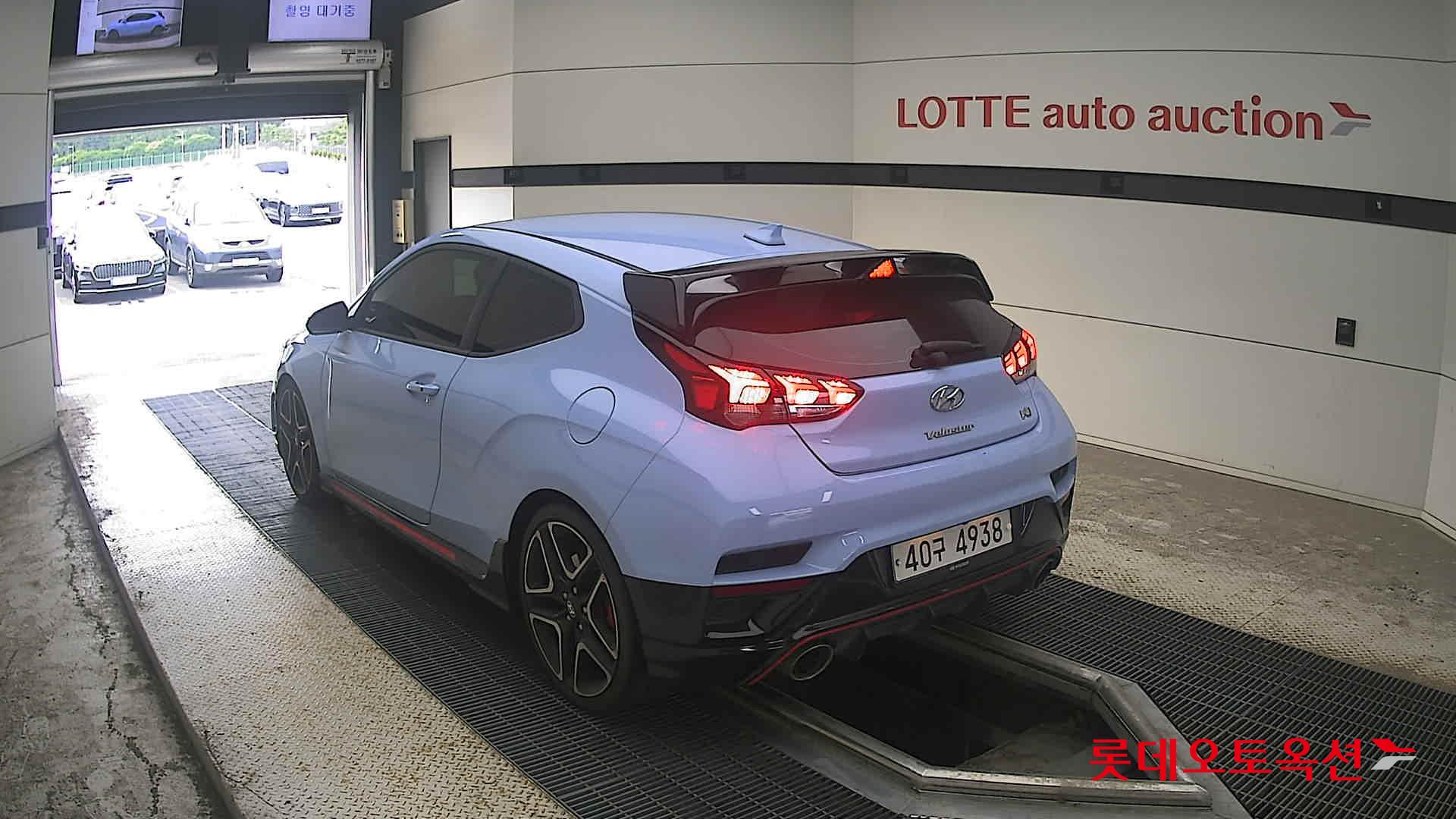 2019 - hyundai veloster