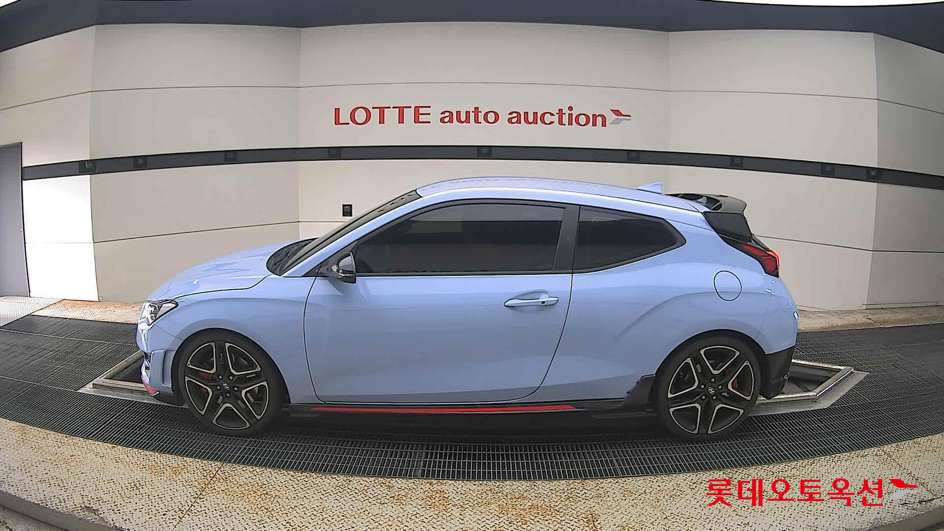 2019 - hyundai veloster