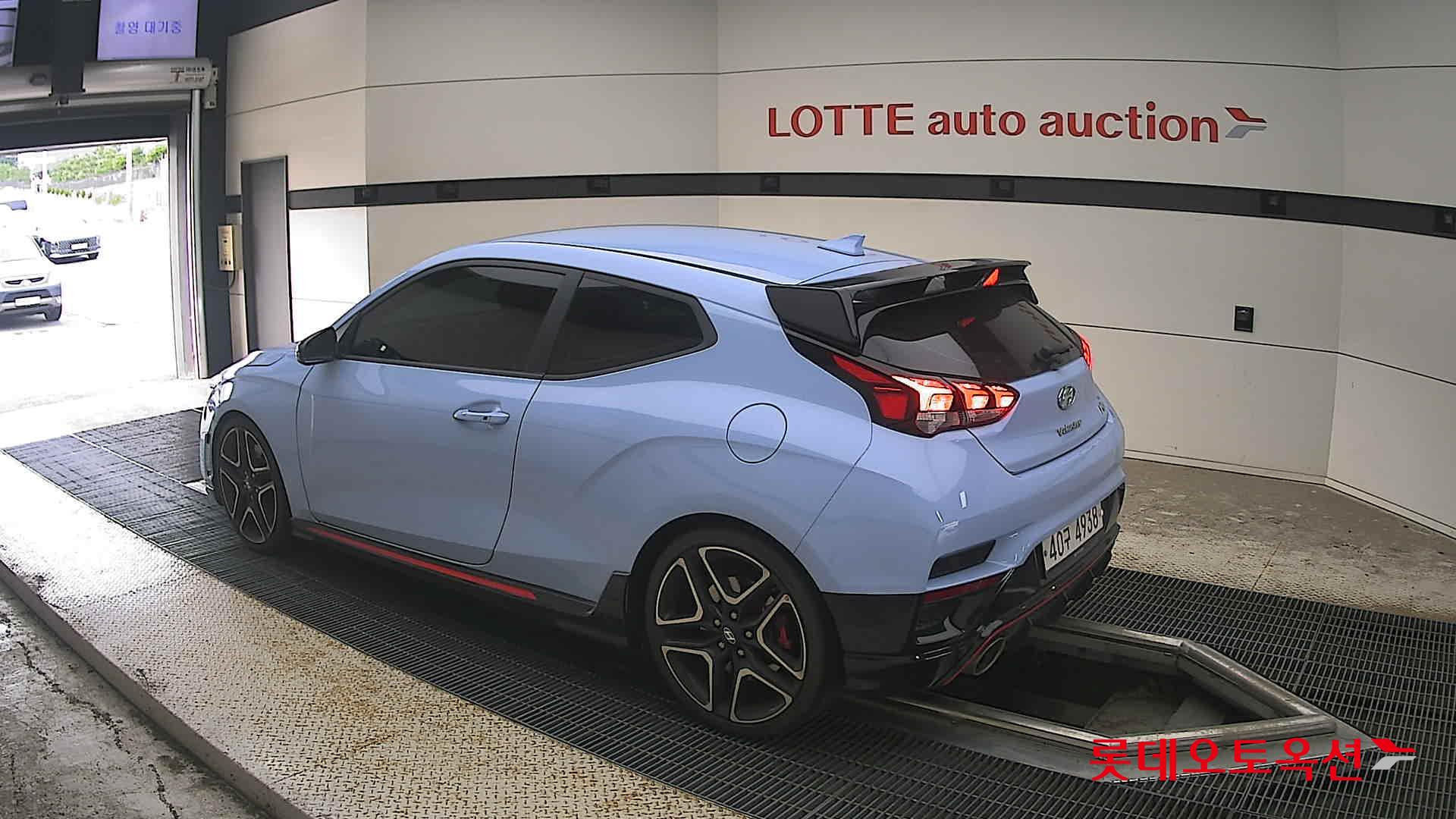 2019 - hyundai veloster