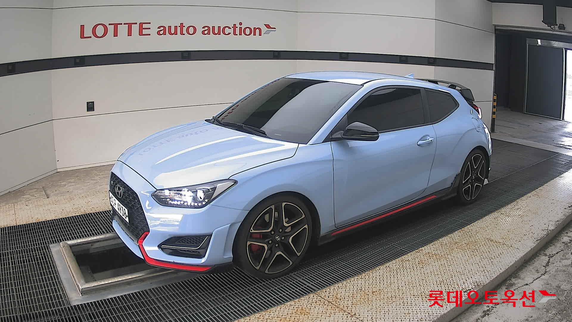 2019 - hyundai veloster