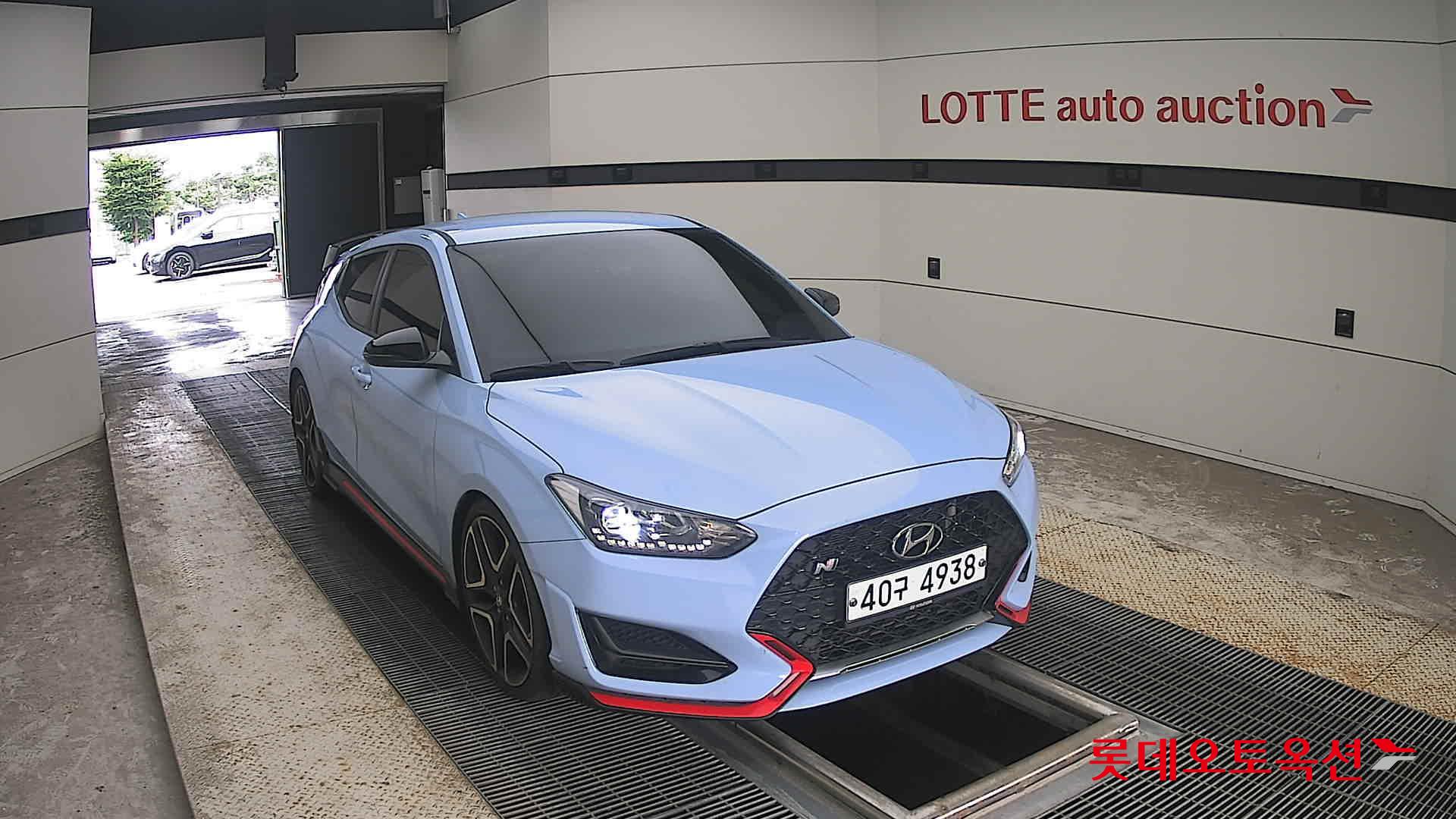 2019 - hyundai veloster