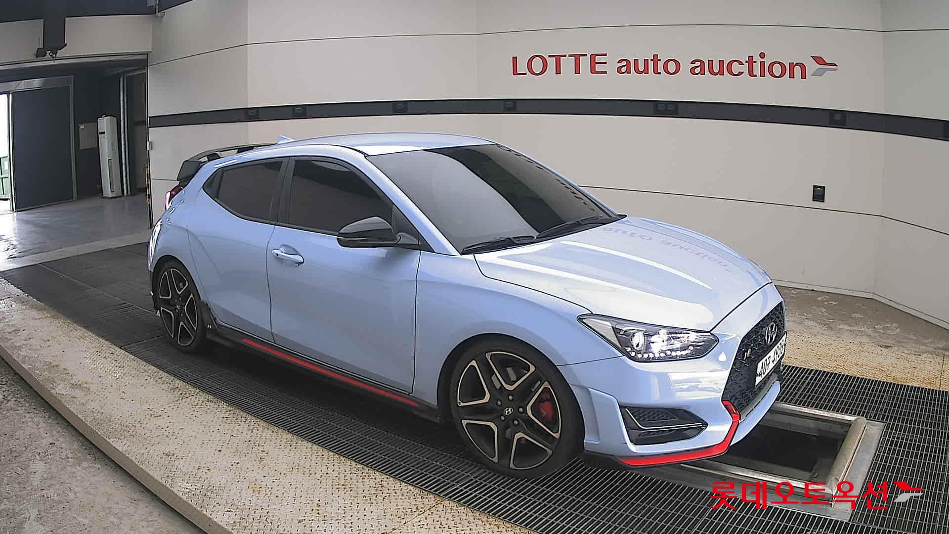 2019 - hyundai veloster