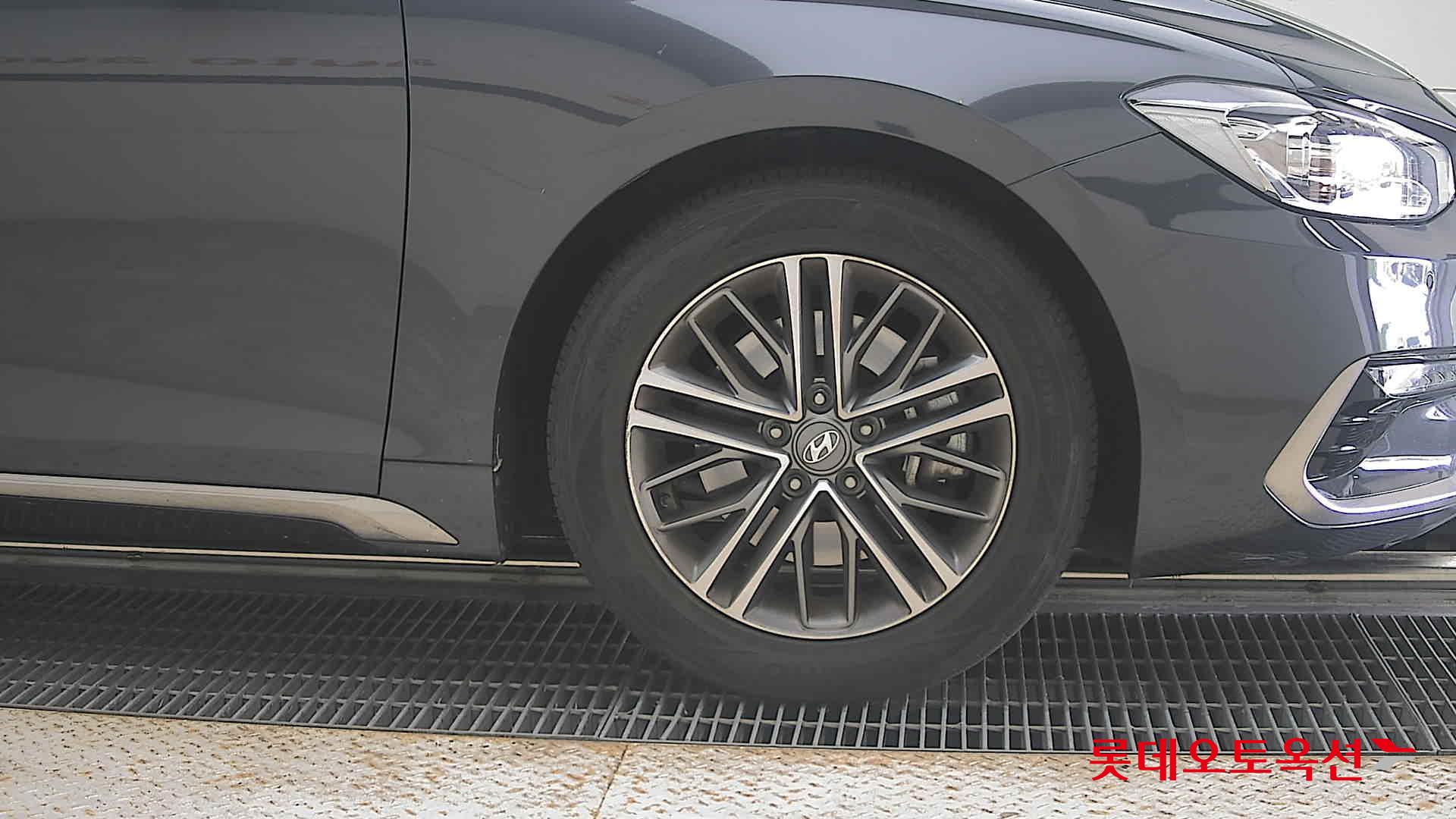 2019 - hyundai grandeur