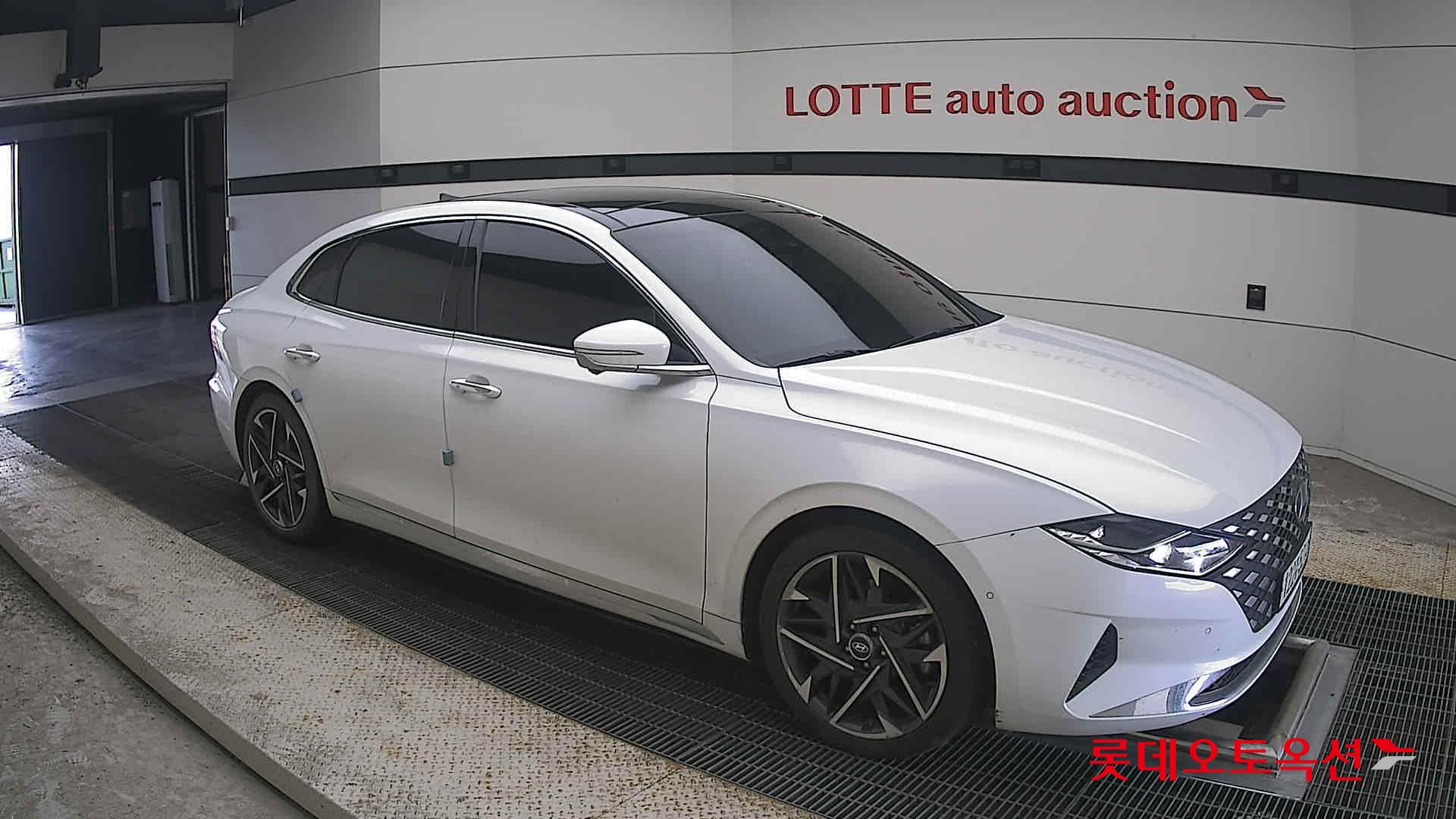 2020 - hyundai grandeur