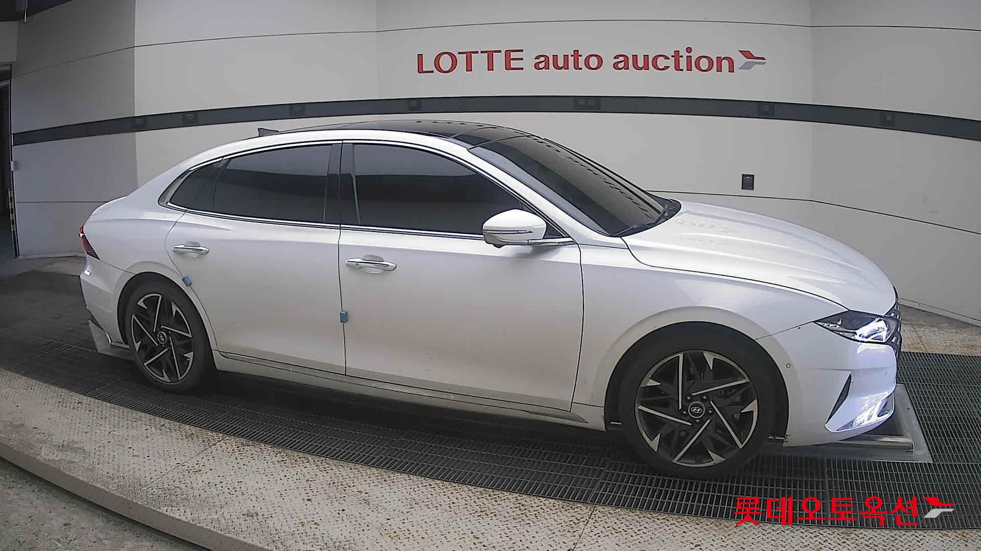 2020 - hyundai grandeur