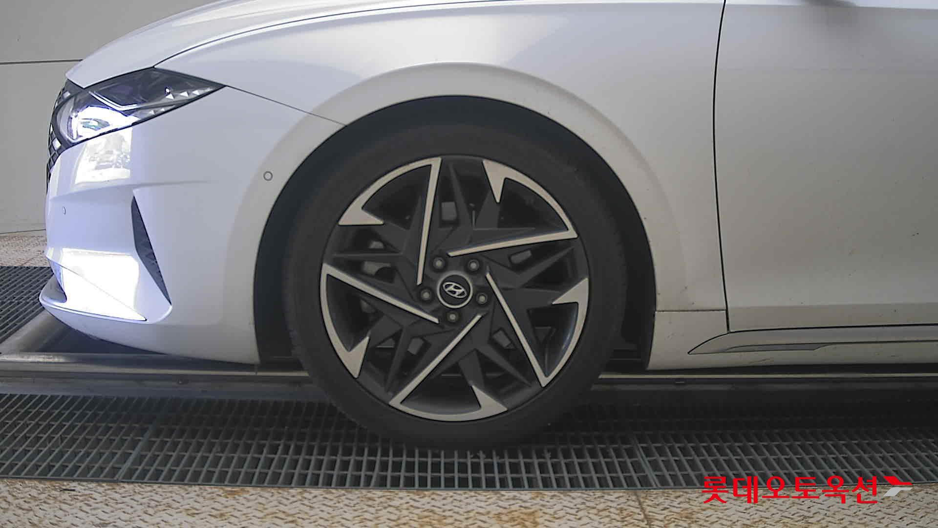 2020 - hyundai grandeur