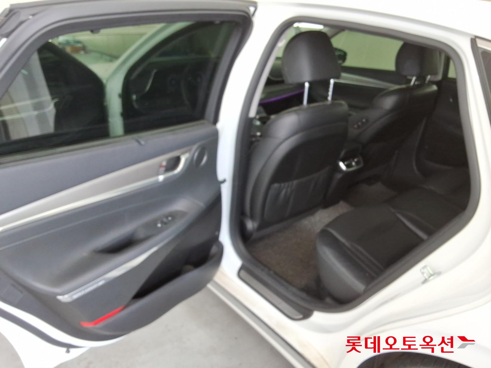 2020 - hyundai grandeur