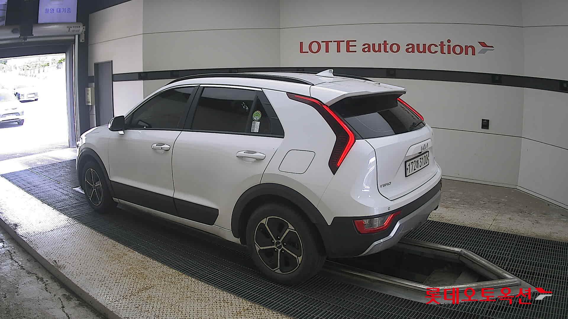 2022 - kia niro