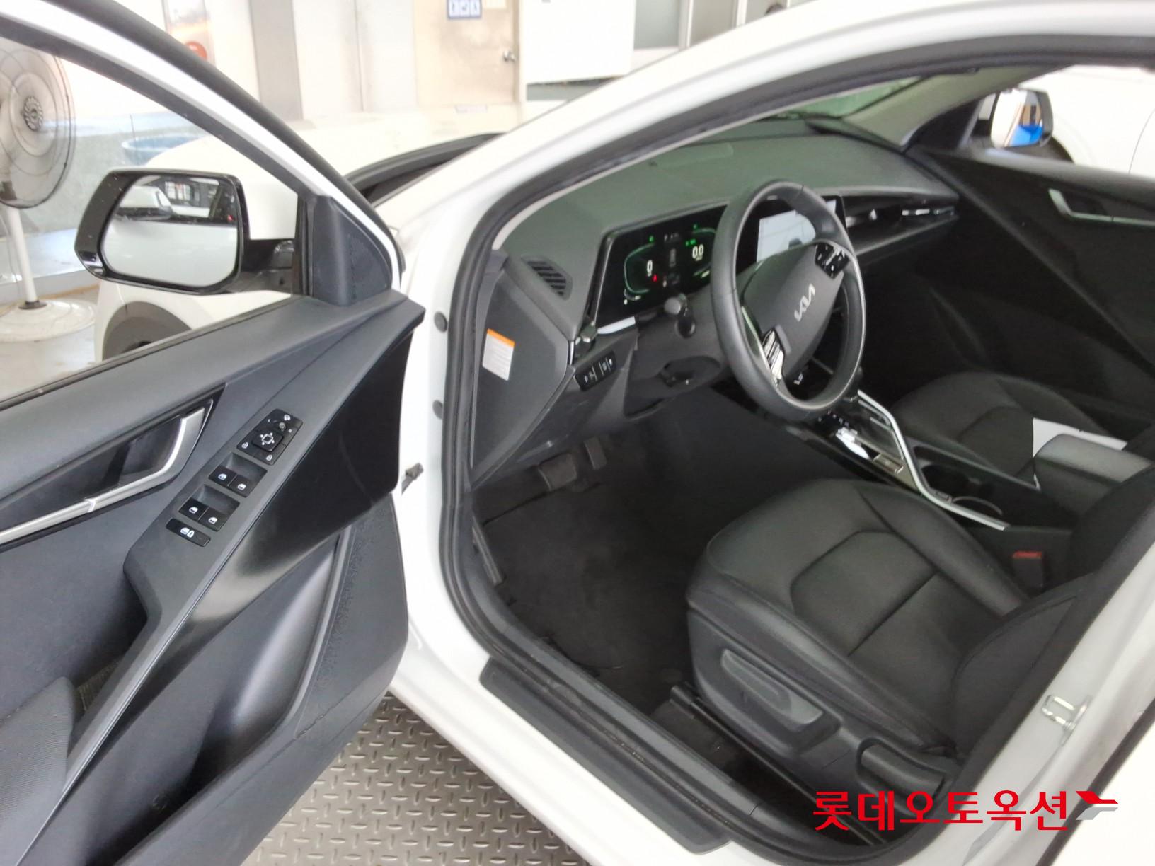 2022 - kia niro
